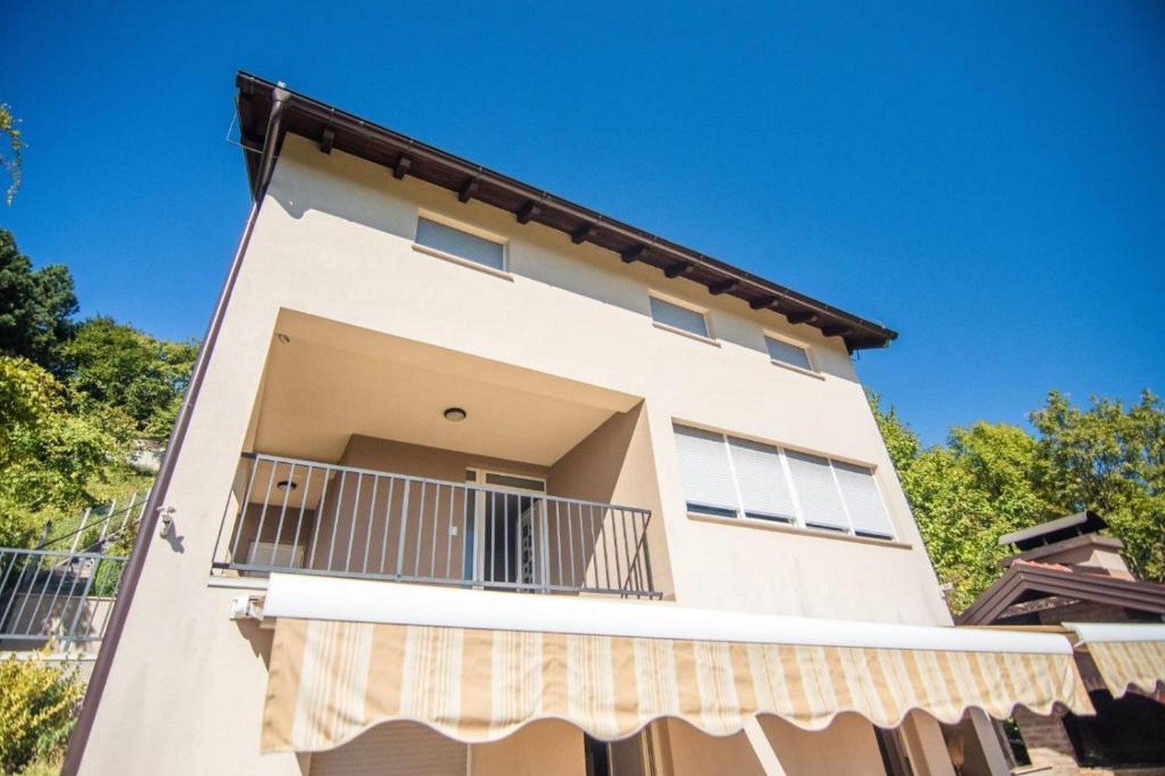 Four-bedroom house with terrace Samobor, Prigorje  K