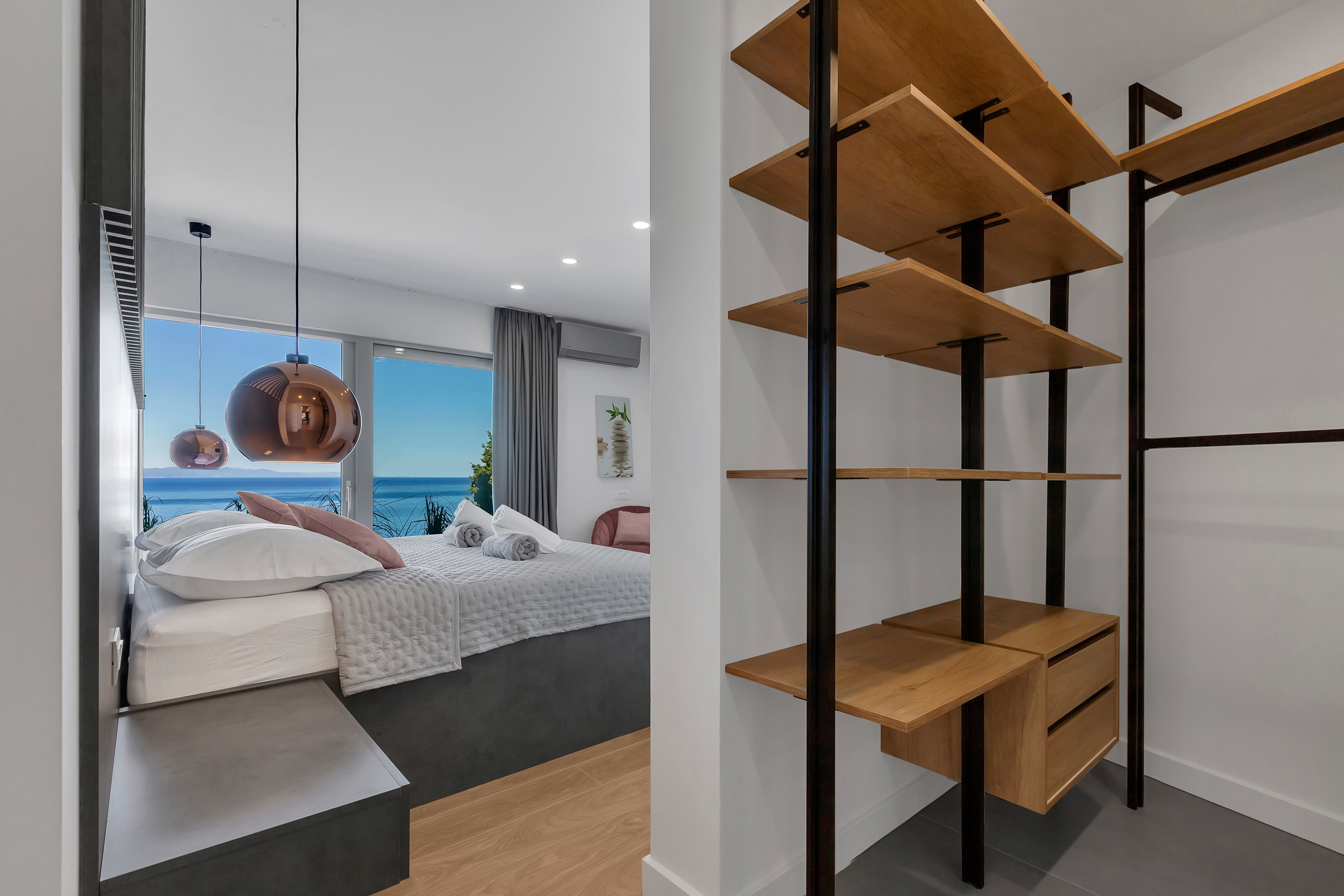 Two bedroom apartment with terrace and sea view Drašnice, Makarska  A-a
