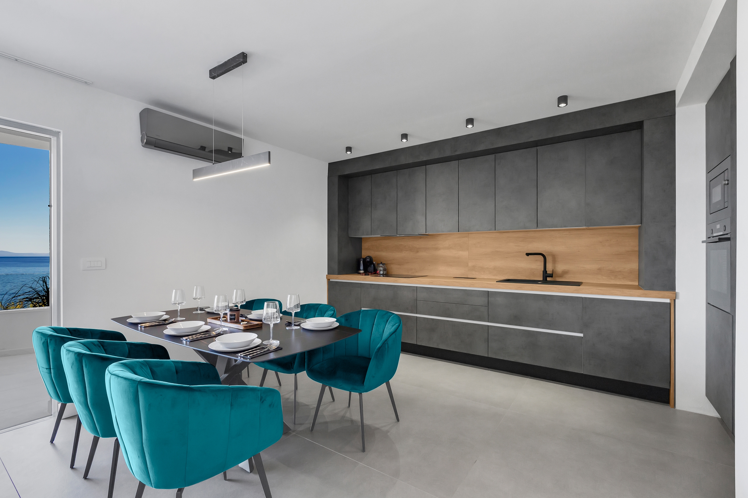 Two bedroom apartment with terrace and sea view Drašnice, Makarska  A-a