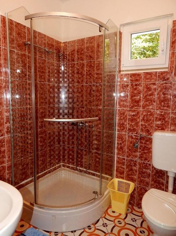 Two bedroom apartment with terrace Povljana, Pag  A-c