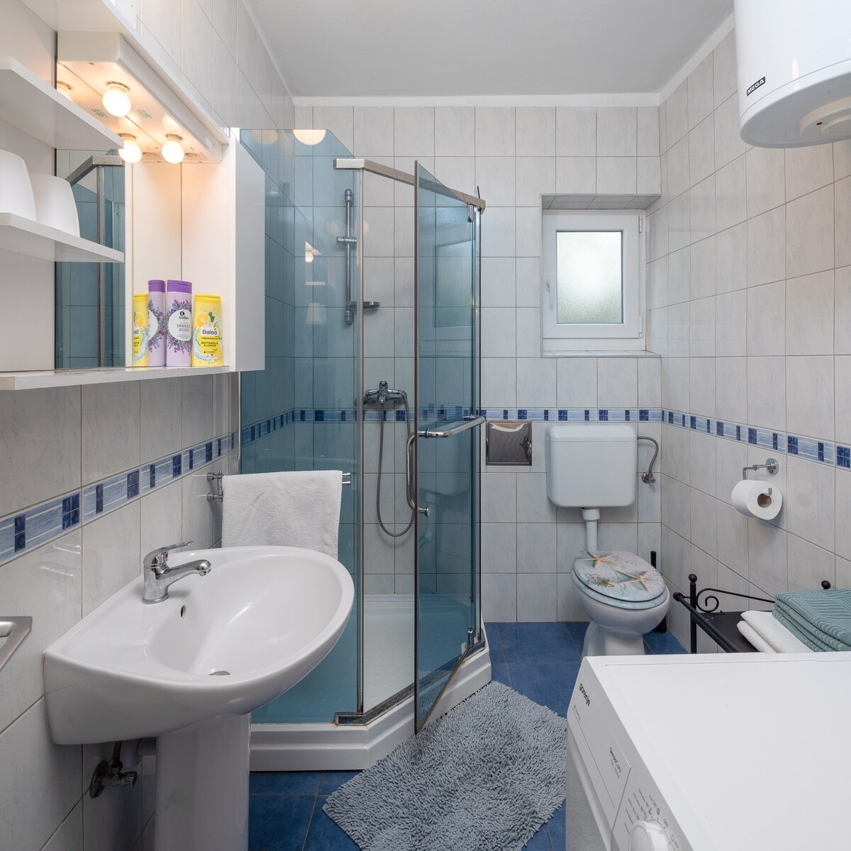 One bedroom apartment with balcony Split  A-a