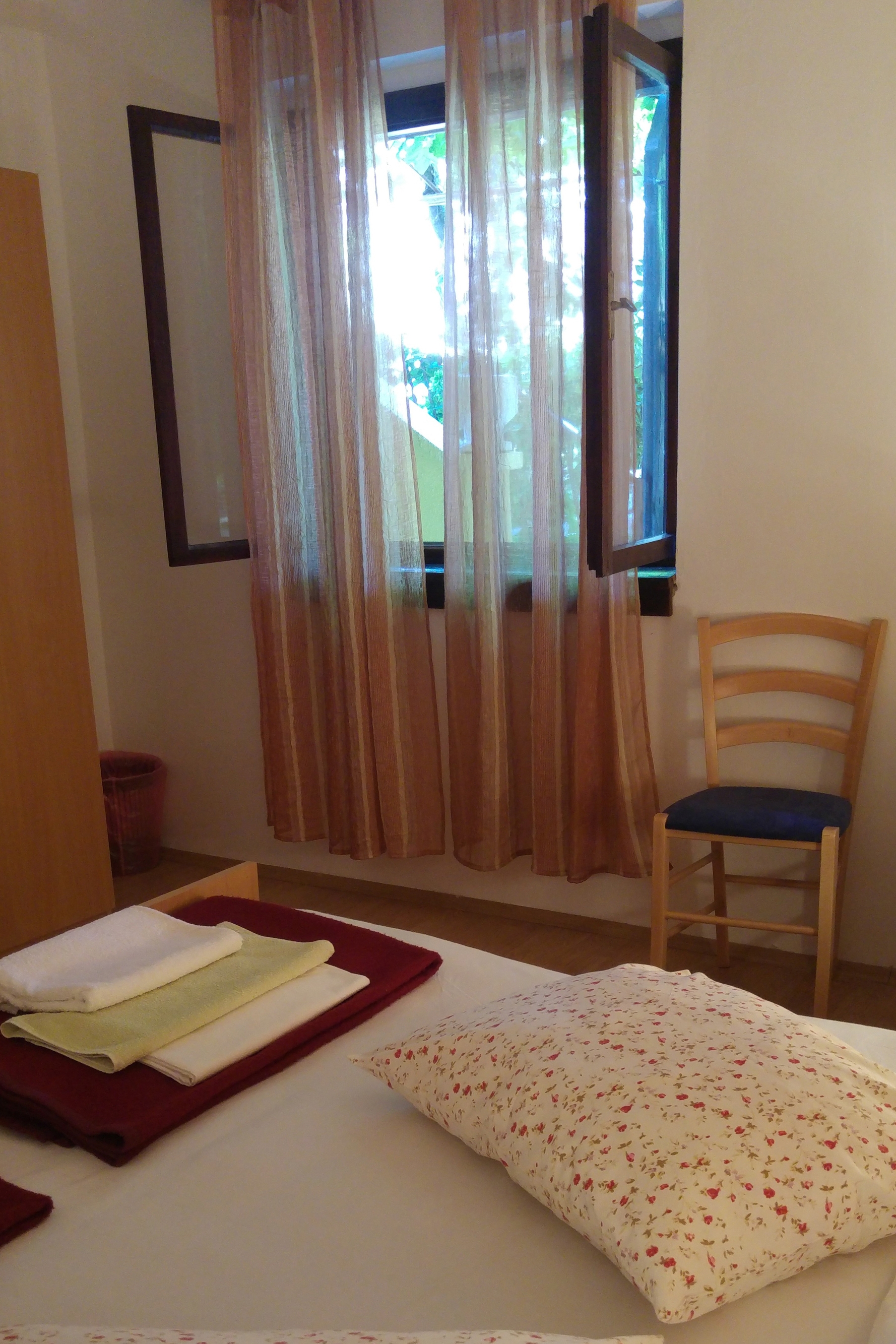 Two bedroom apartment with terrace Cavtat, Dubrovnik  A-a