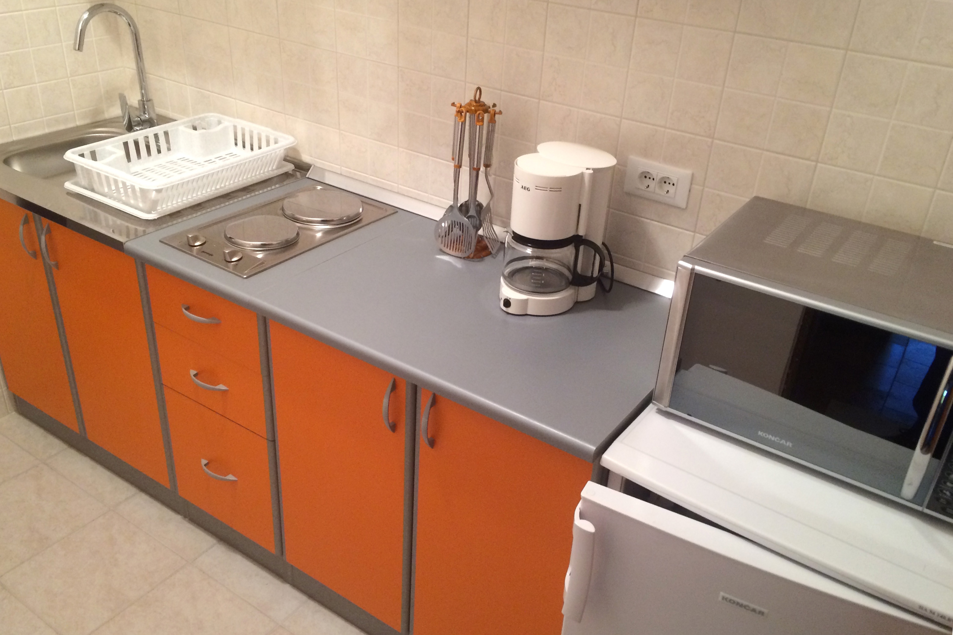Two bedroom apartment with terrace Cavtat, Dubrovnik  A-a