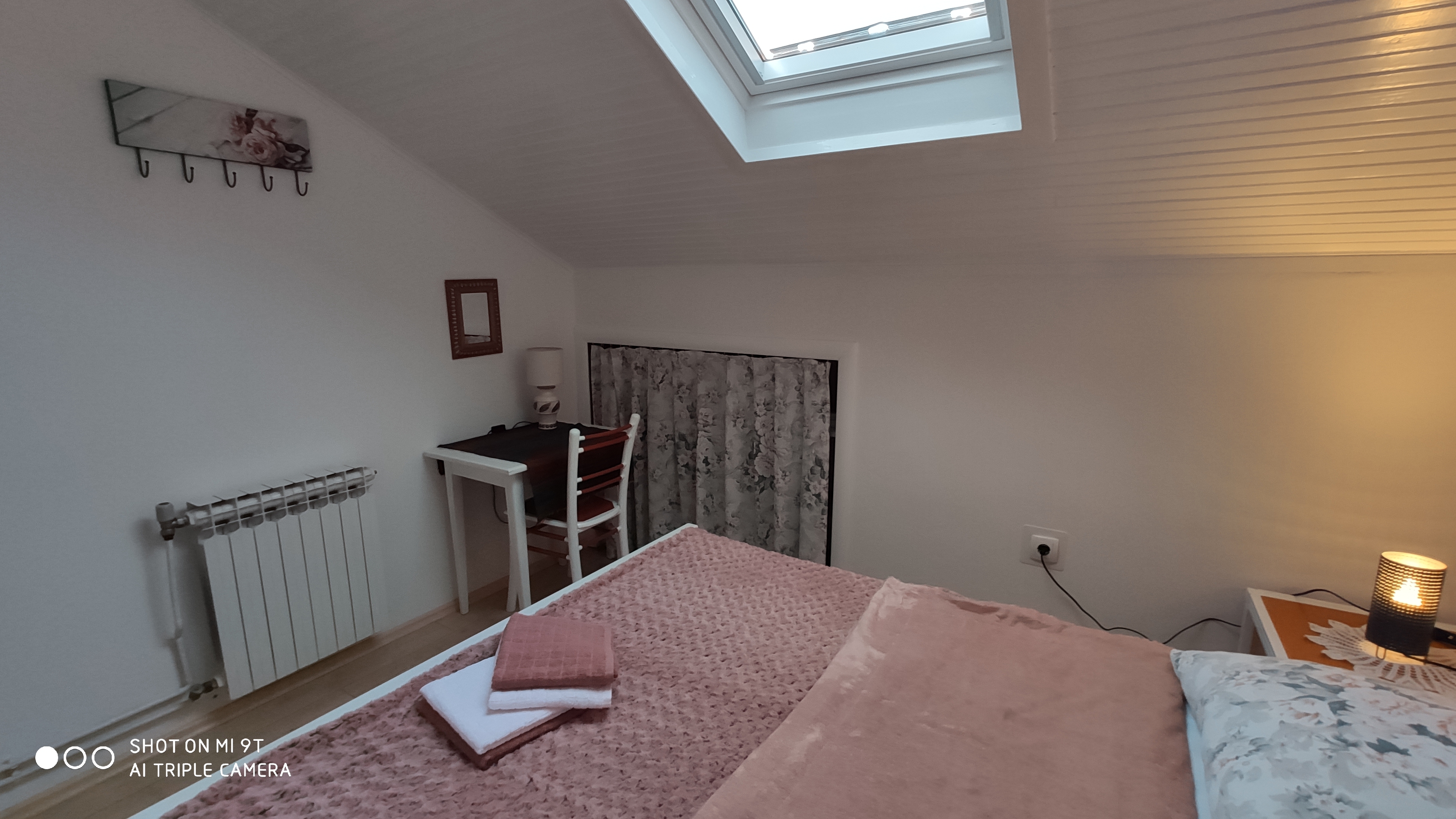 Two bedroom apartment with balcony and sea view Plat, Dubrovnik  A-b