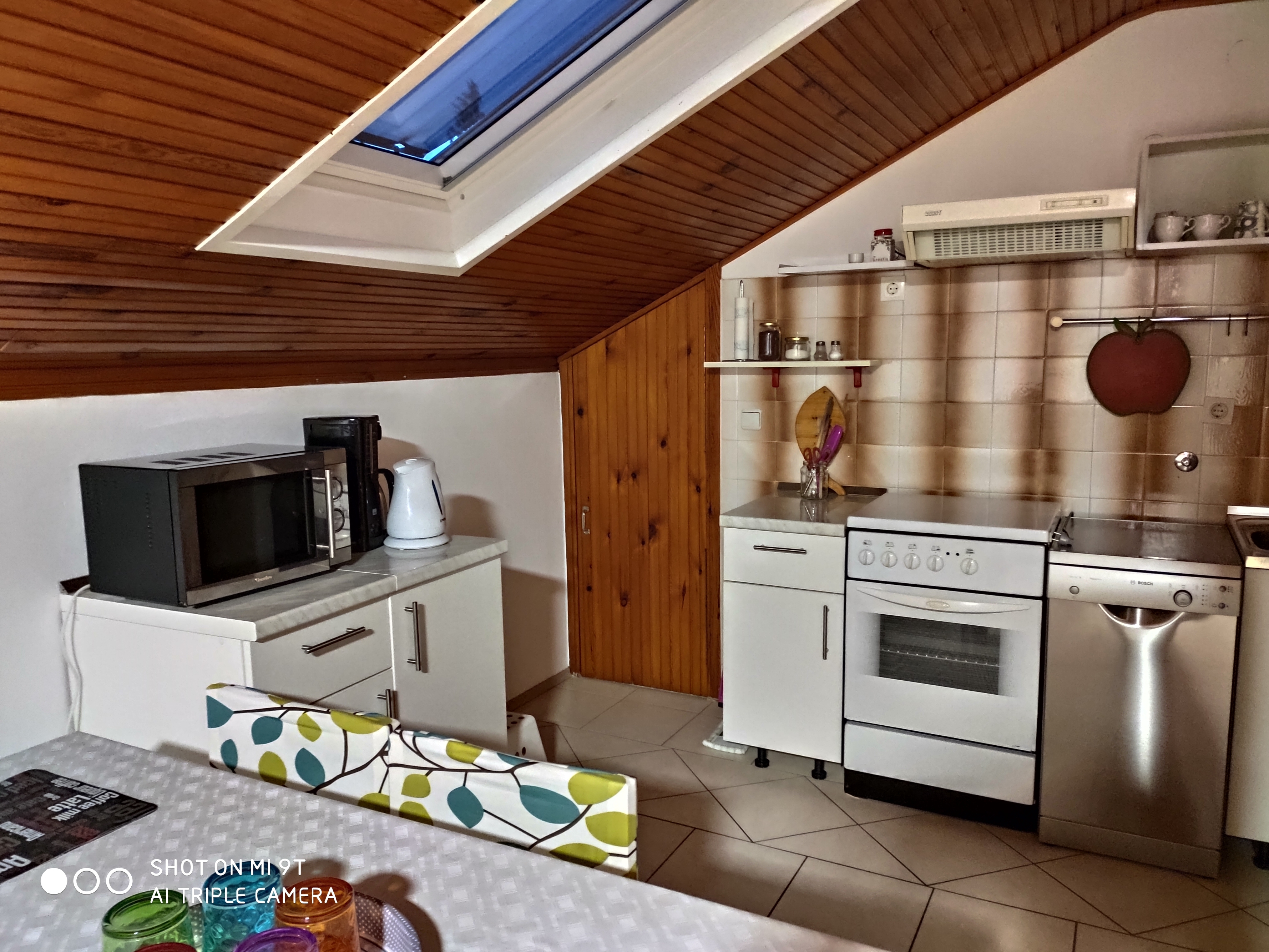 Two bedroom apartment with balcony and sea view Plat, Dubrovnik  A-b