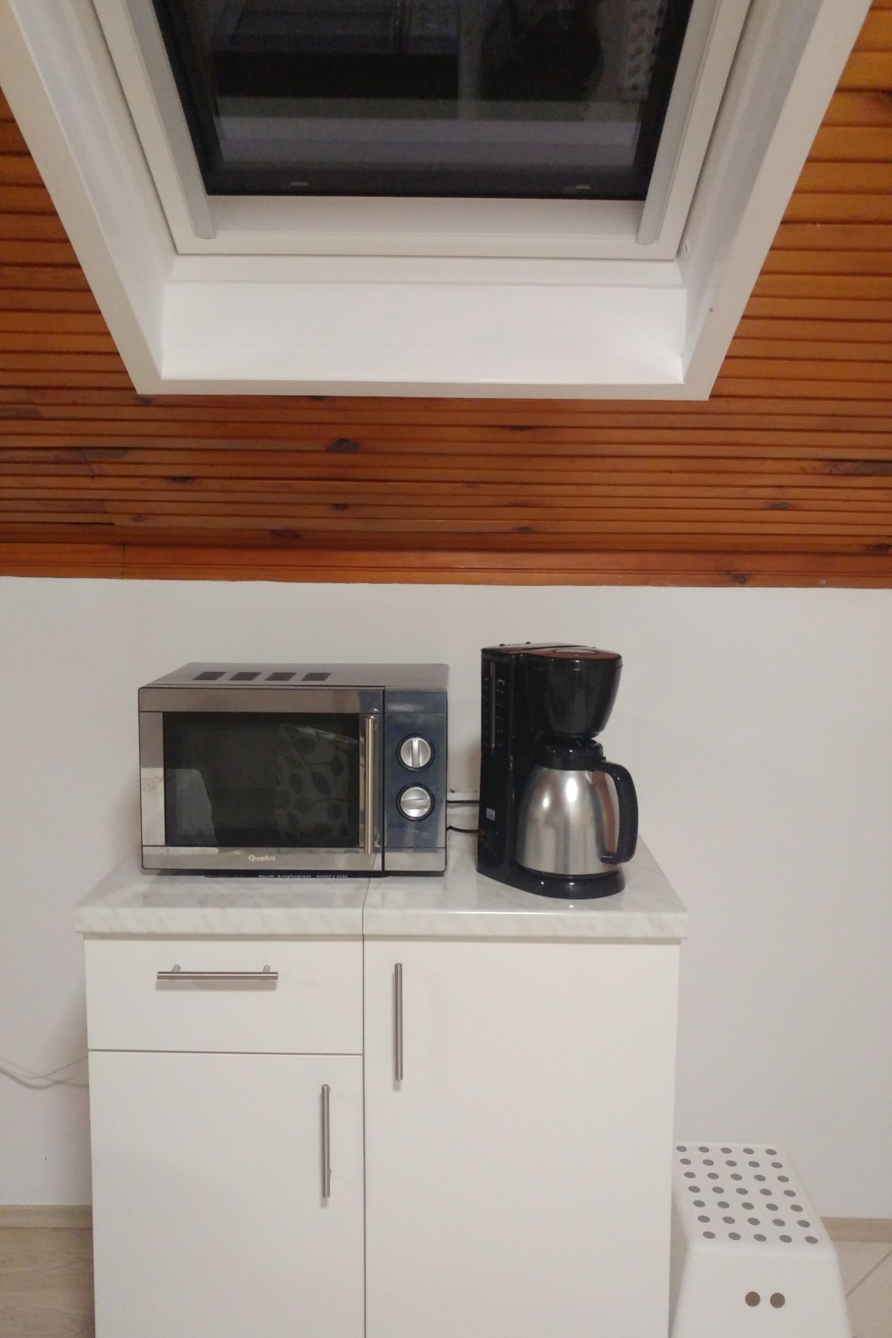 Two bedroom apartment with balcony and sea view Plat, Dubrovnik  A-b