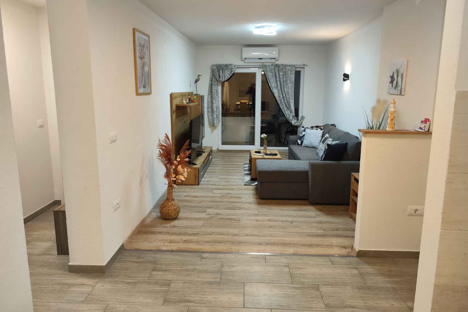 Two bedroom apartment near beach Fažana (A-21360-a) Two bedroom apartment near beach Fažana (A-21360-a)