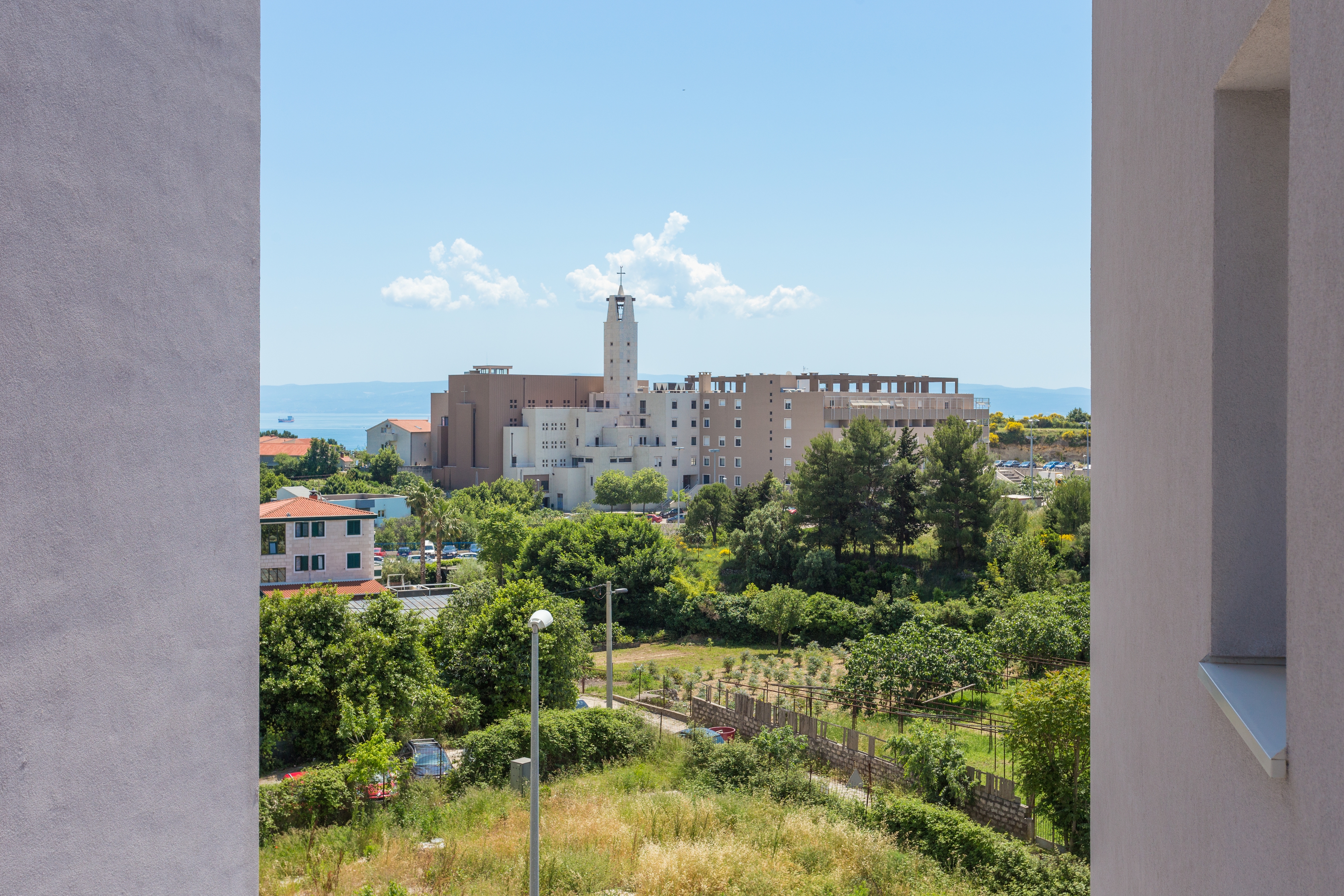 One bedroom apartment with balcony and sea view Split  A-a