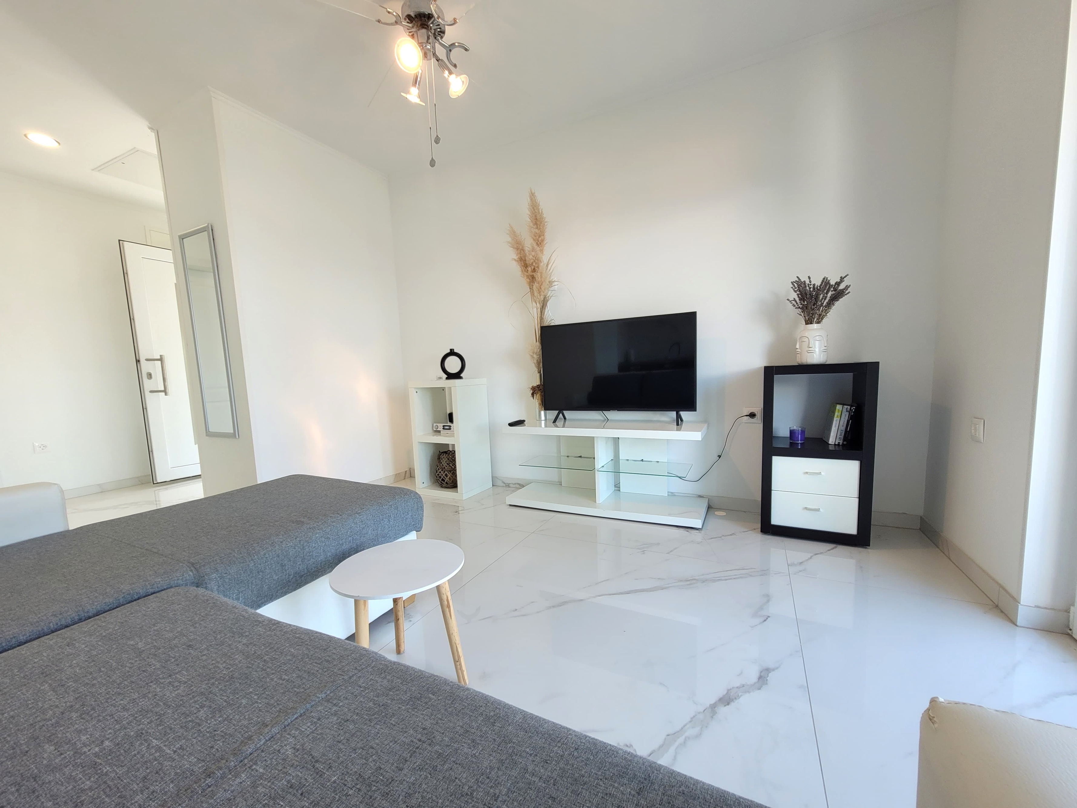 Two bedroom apartment with terrace and sea view Omišalj, Krk (A-21370-b)