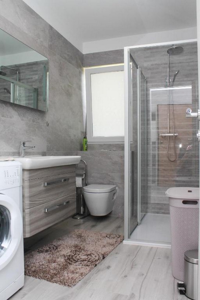 Two bedroom apartment with balcony and sea view Kaštel Kambelovac, Kaštela  A-c