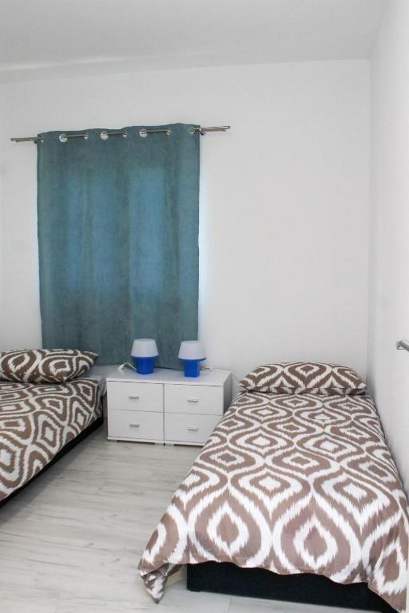 Two bedroom apartment with balcony and sea view Kaštel Kambelovac, Kaštela  A-c