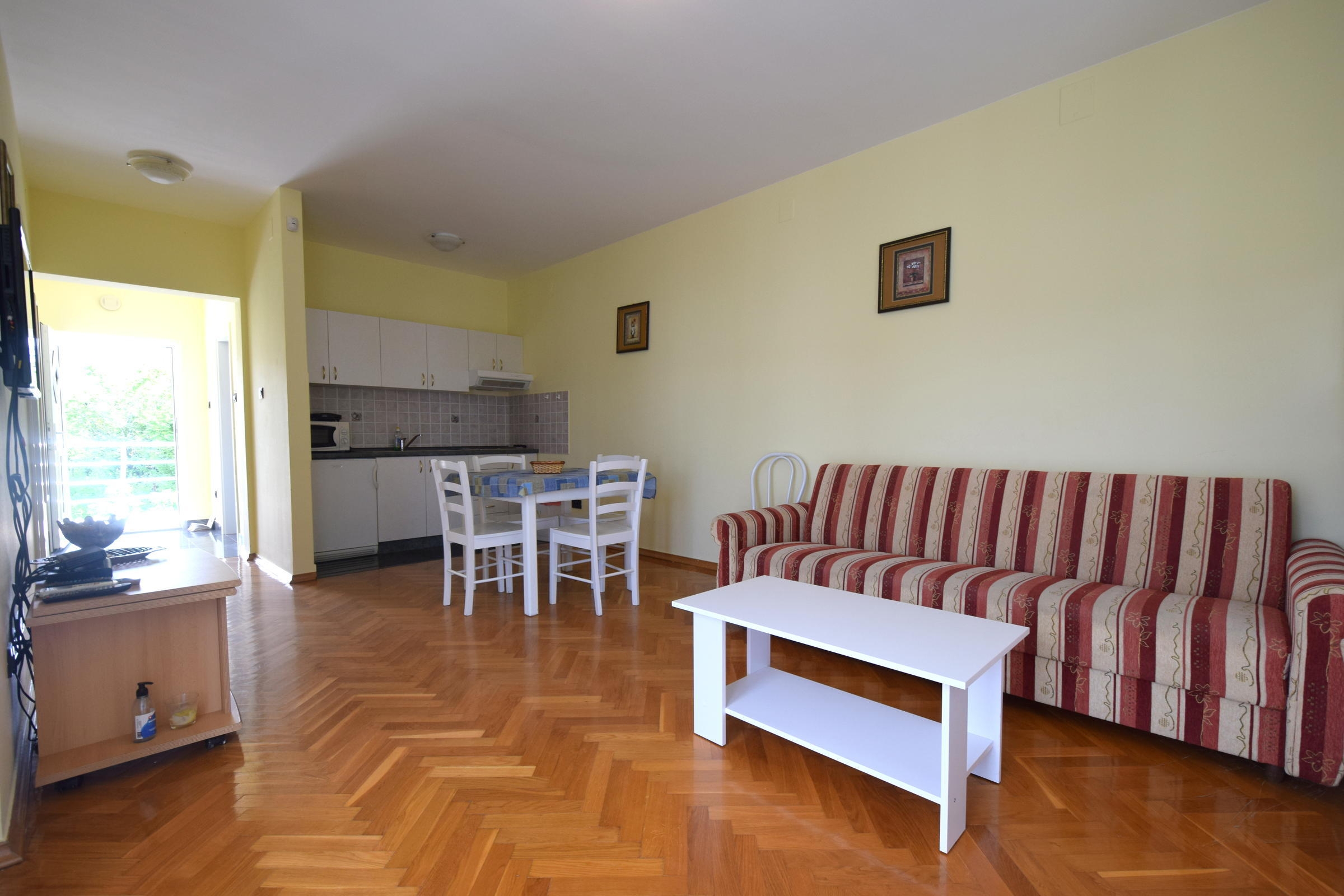 Two bedroom apartment with balcony Malinska, Krk (A-21373-b)
