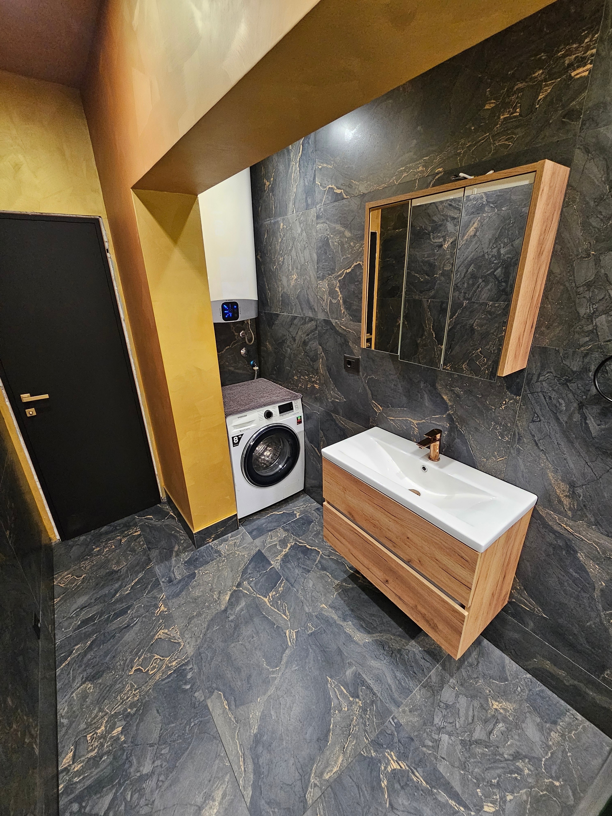 Comfortable and spacious house with terrace Solin, Split  K