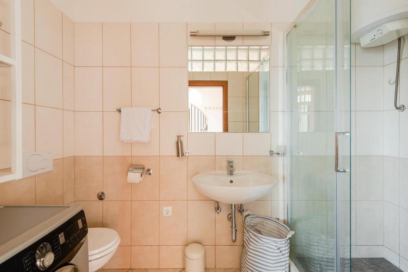 Four bedroom apartment with terrace and sea view Marušići, Omiš  A-a
