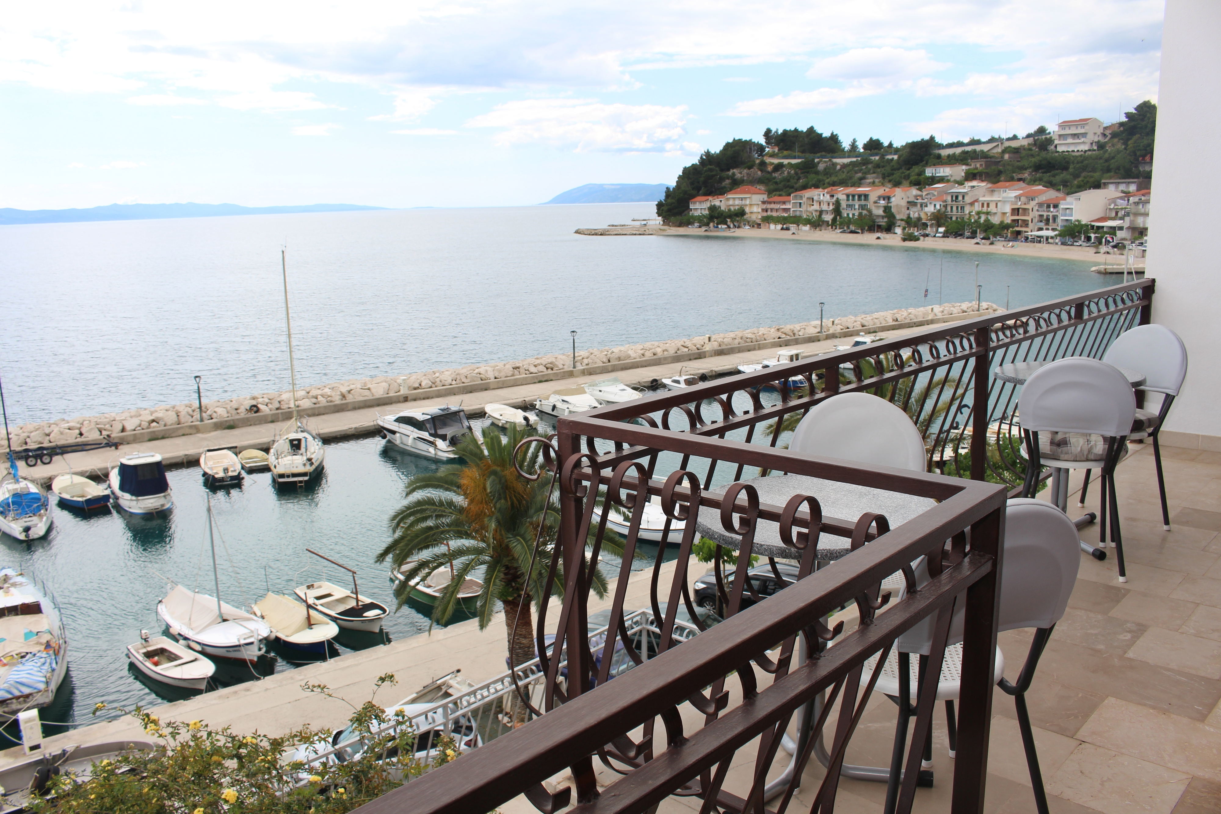 Two bedroom apartment near beach Podgora, Makarska  A-a
