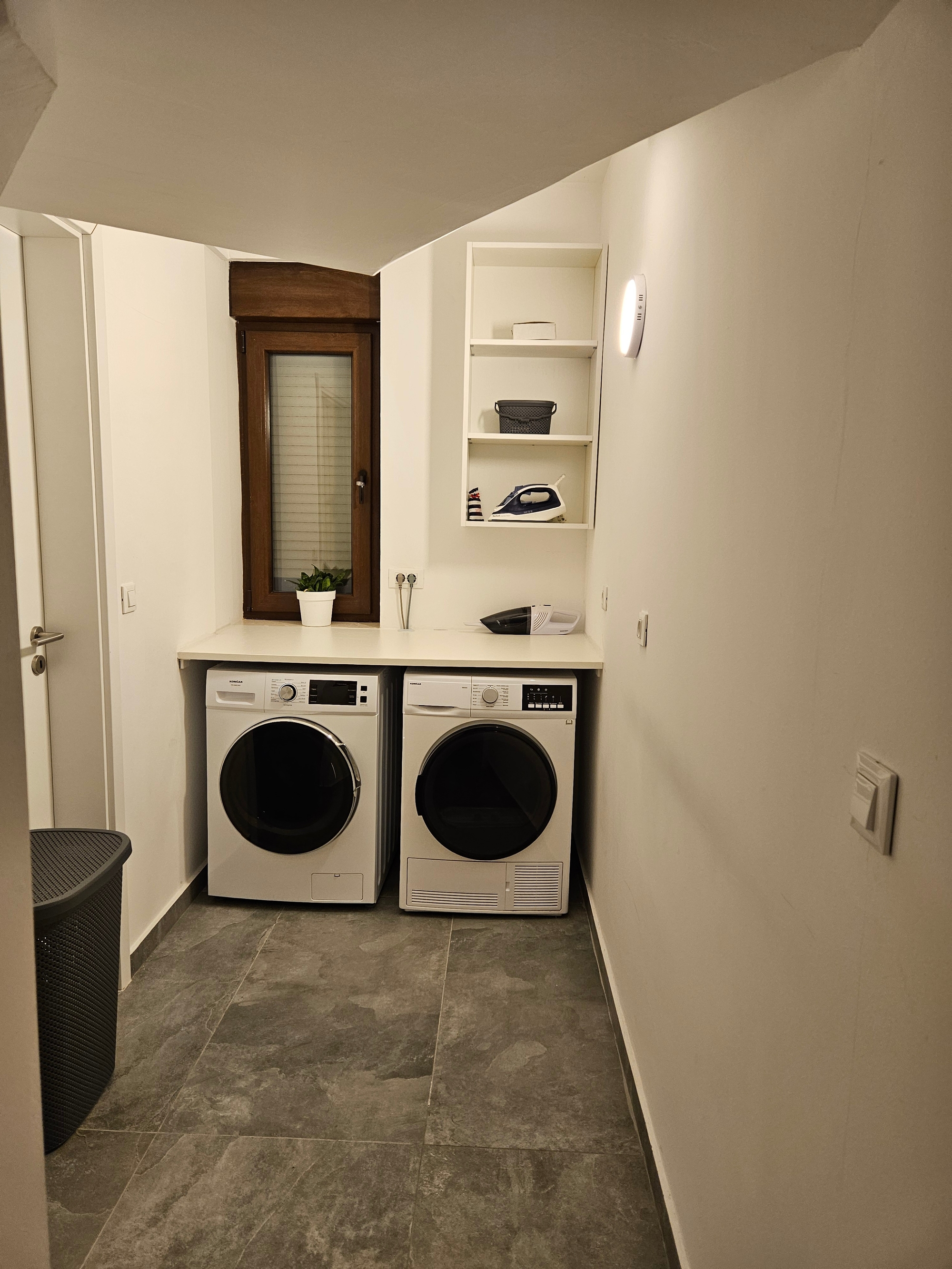 Three bedroom house with terrace and sea view Debeljak, Zadar  K