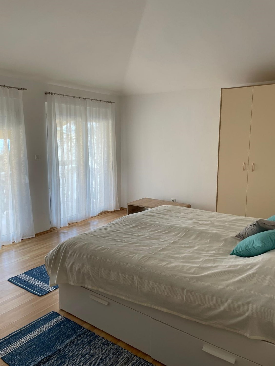 Three bedroom apartment near beach Sušica, Ugljan  A-a