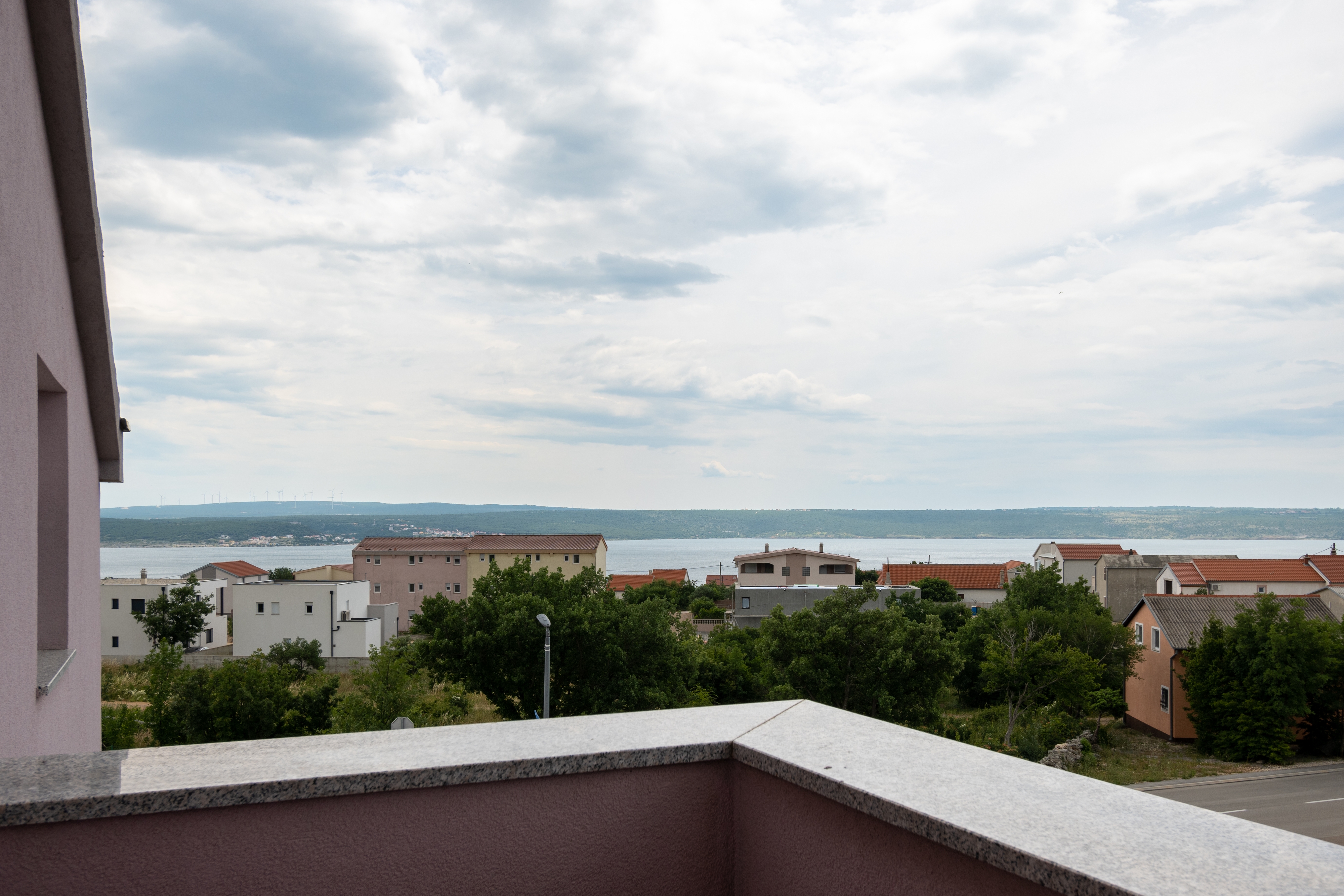 Three bedroom apartment with terrace and sea view Maslenica, Novigrad  A-a