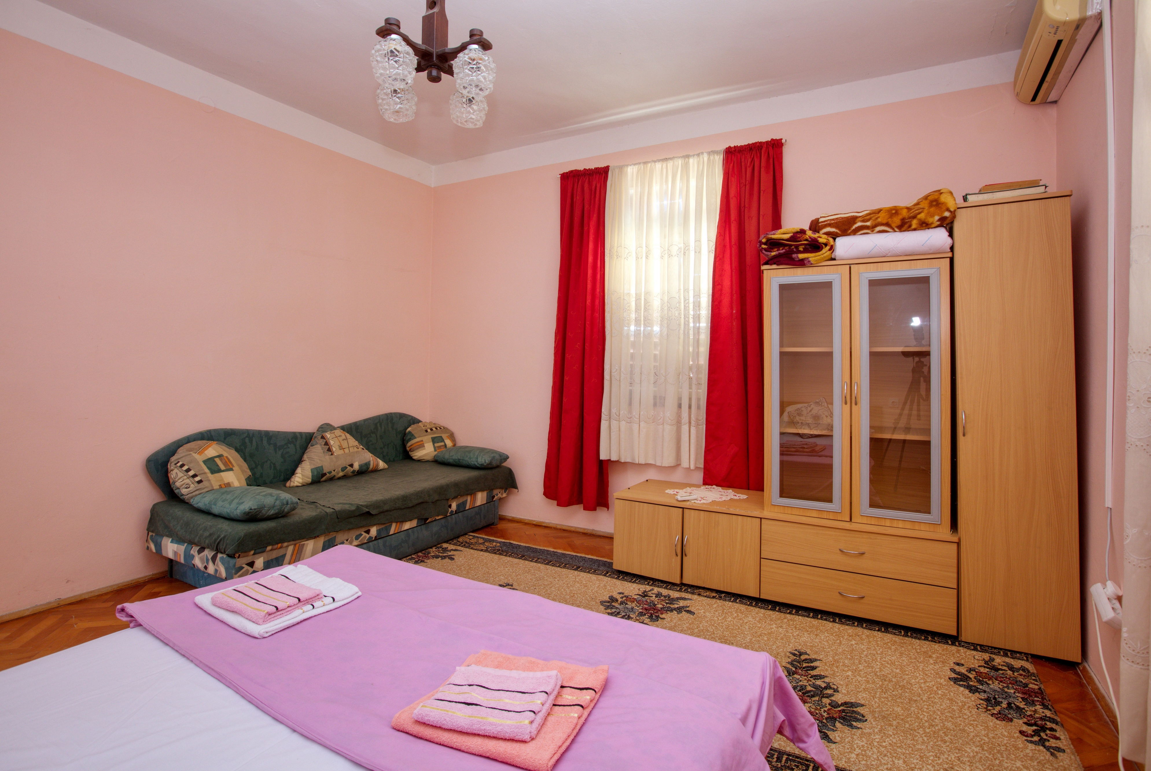 Three bedroom apartment with balcony Tisno, Murter  A-a
