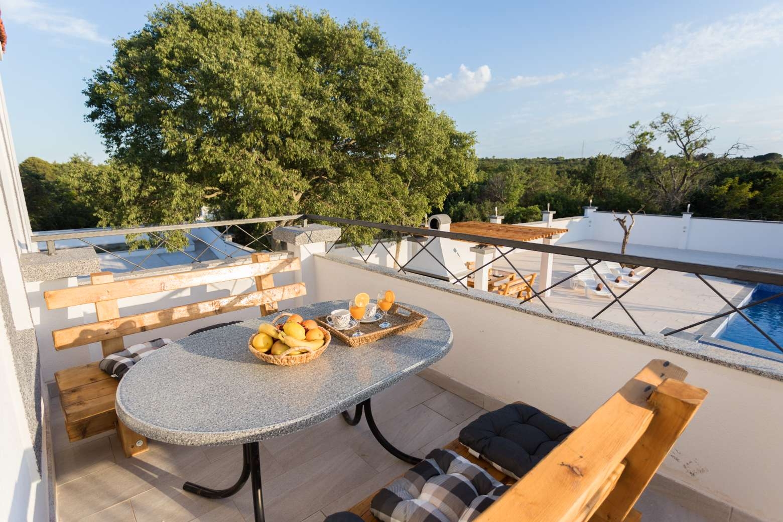 Comfortable and spacious house with terrace Zadar  K