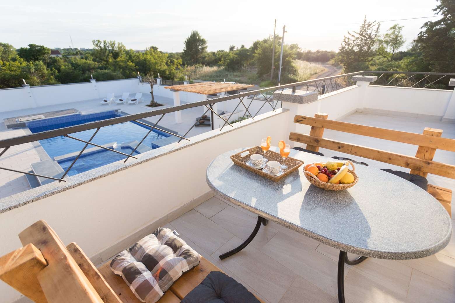 Comfortable and spacious house with terrace Zadar  K