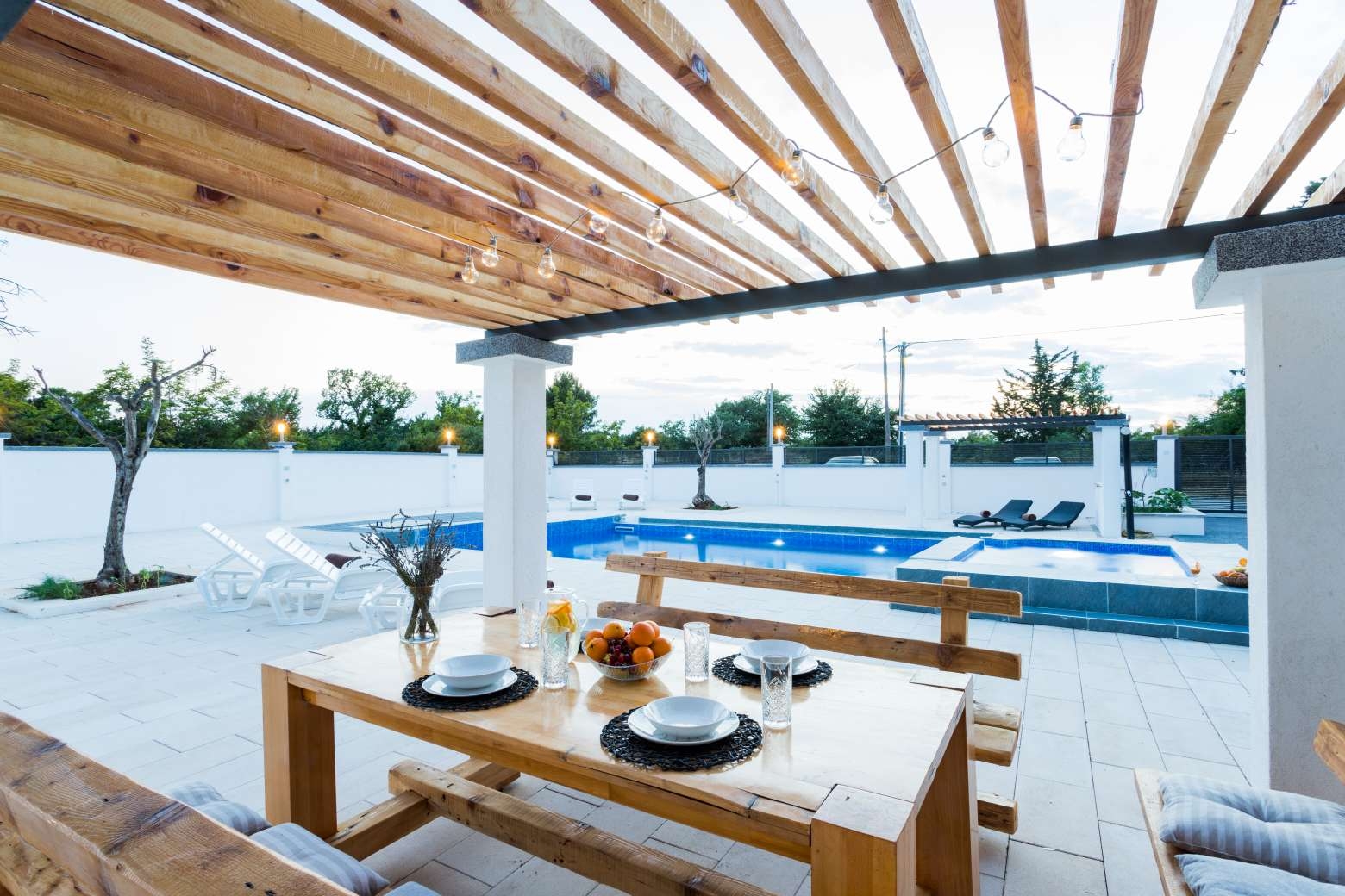 Comfortable and spacious house with terrace Zadar  K
