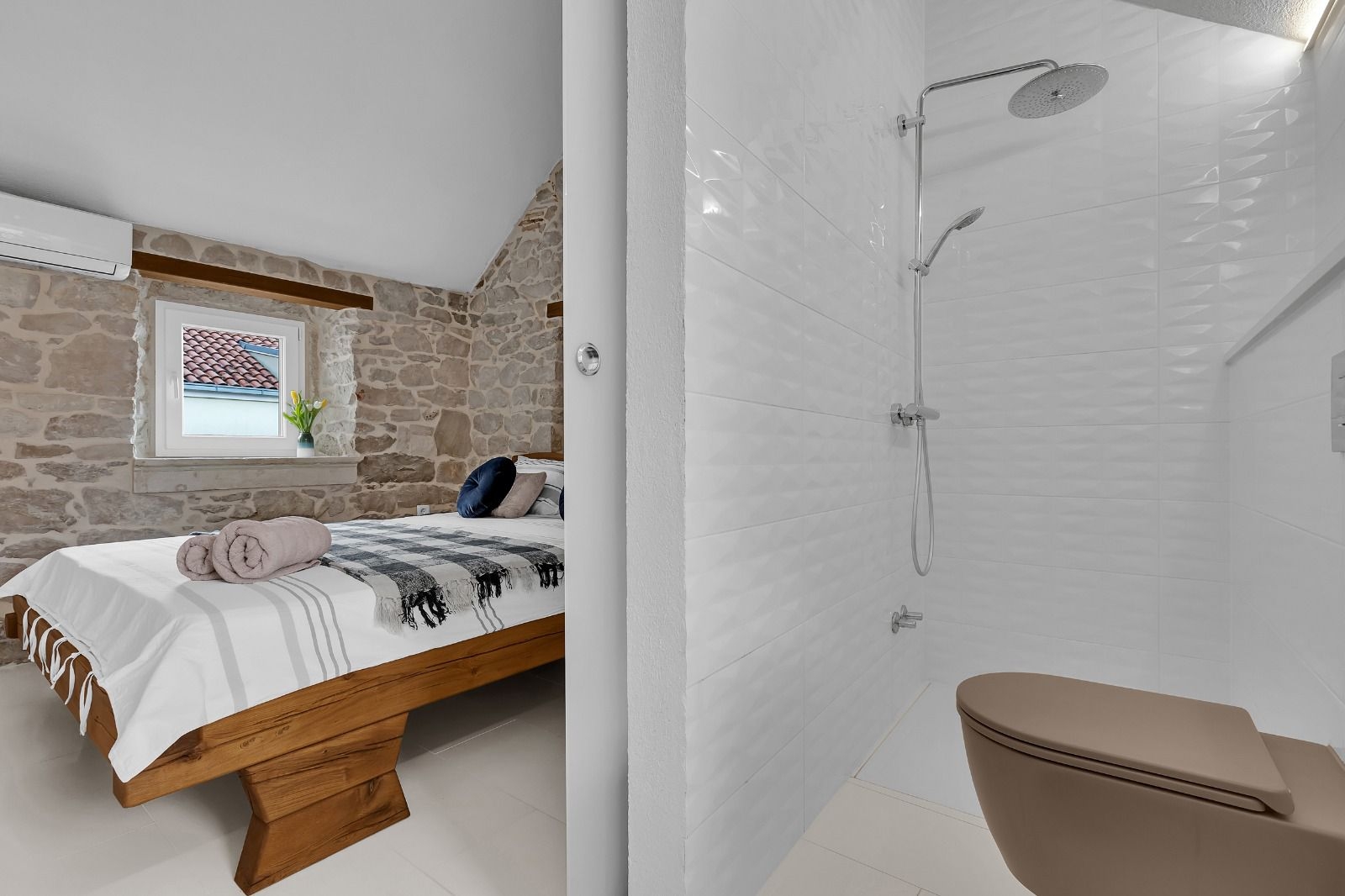 Two bedroom apartment with balcony Makarska  A-a