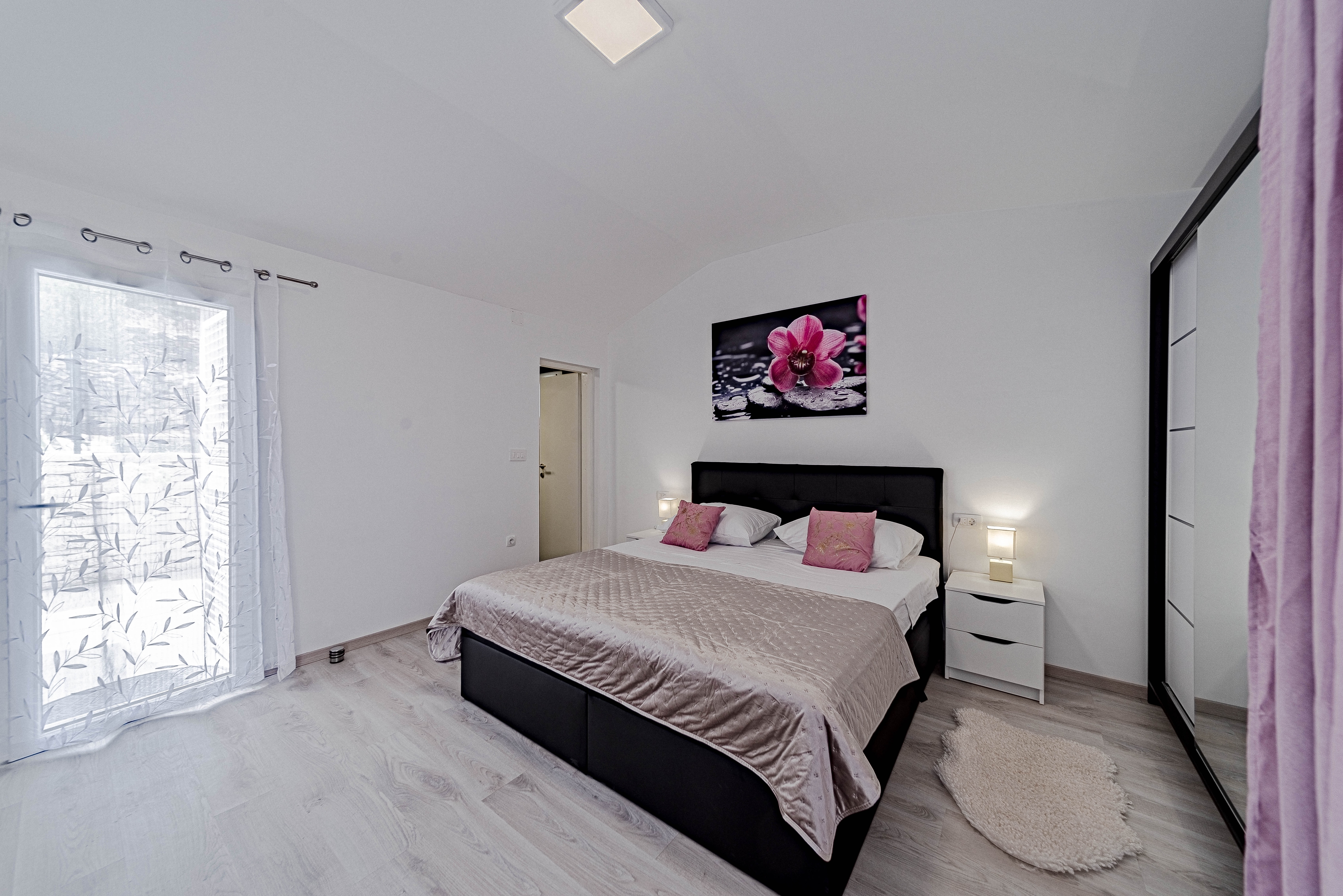 Two bedroom house with terrace and sea view Cove Blaca, Korčula  K