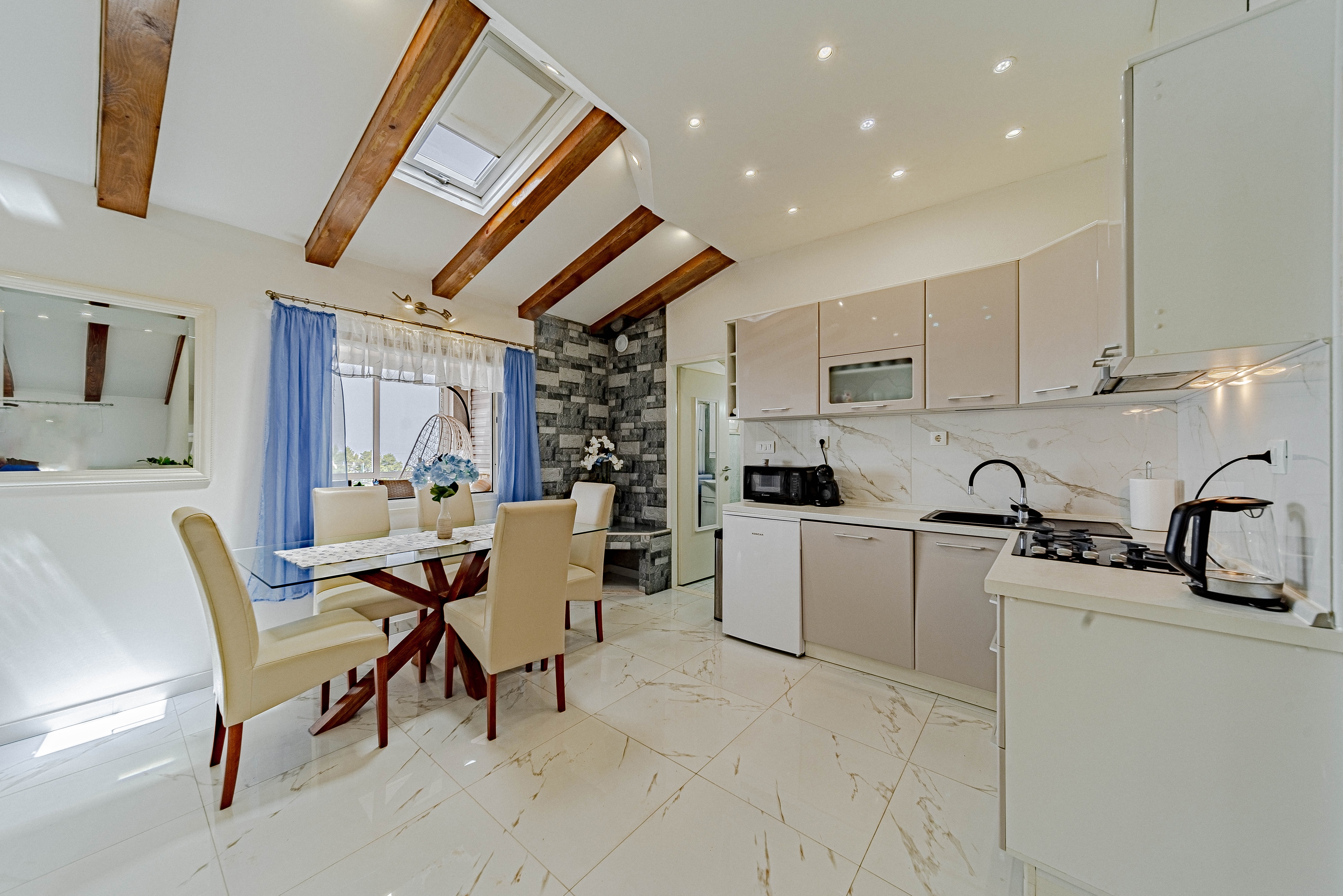 Two bedroom house with terrace and sea view Cove Blaca, Korčula  K