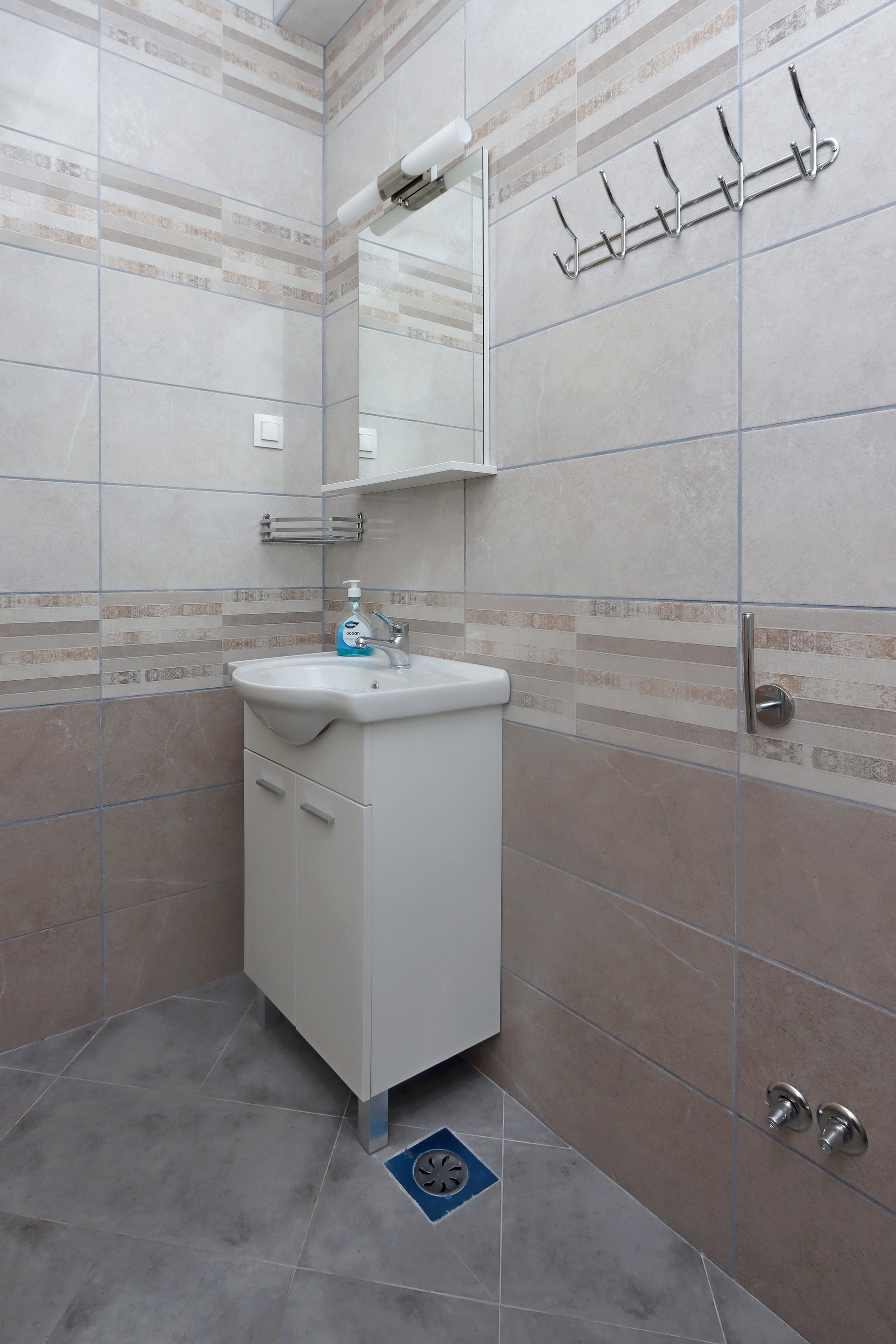 Two bedroom apartment with terrace and sea view Potočnica, Pag  A-a