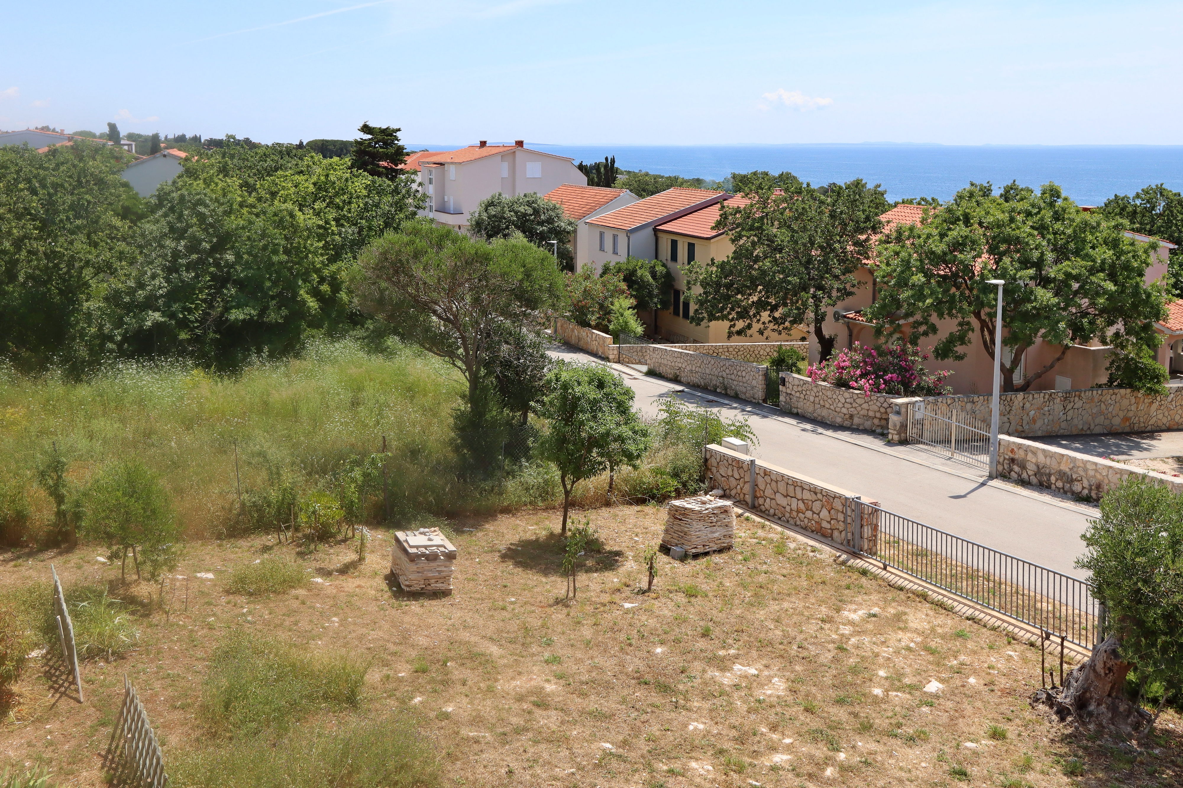 Two bedroom apartment with terrace and sea view Potočnica, Pag  A-a