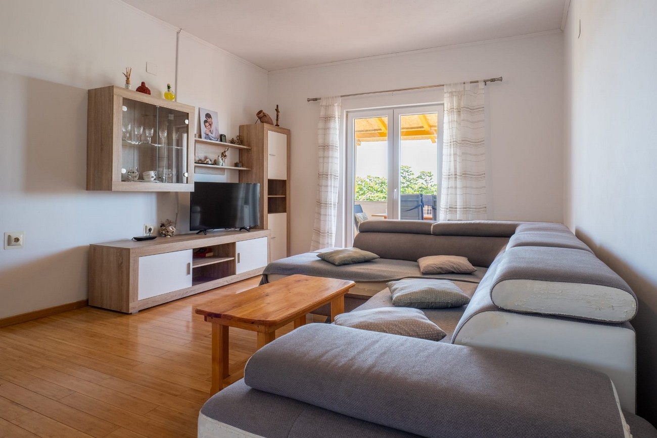 Three bedroom apartment with balcony Rtina - Stošići, Zadar (A-21450-a)