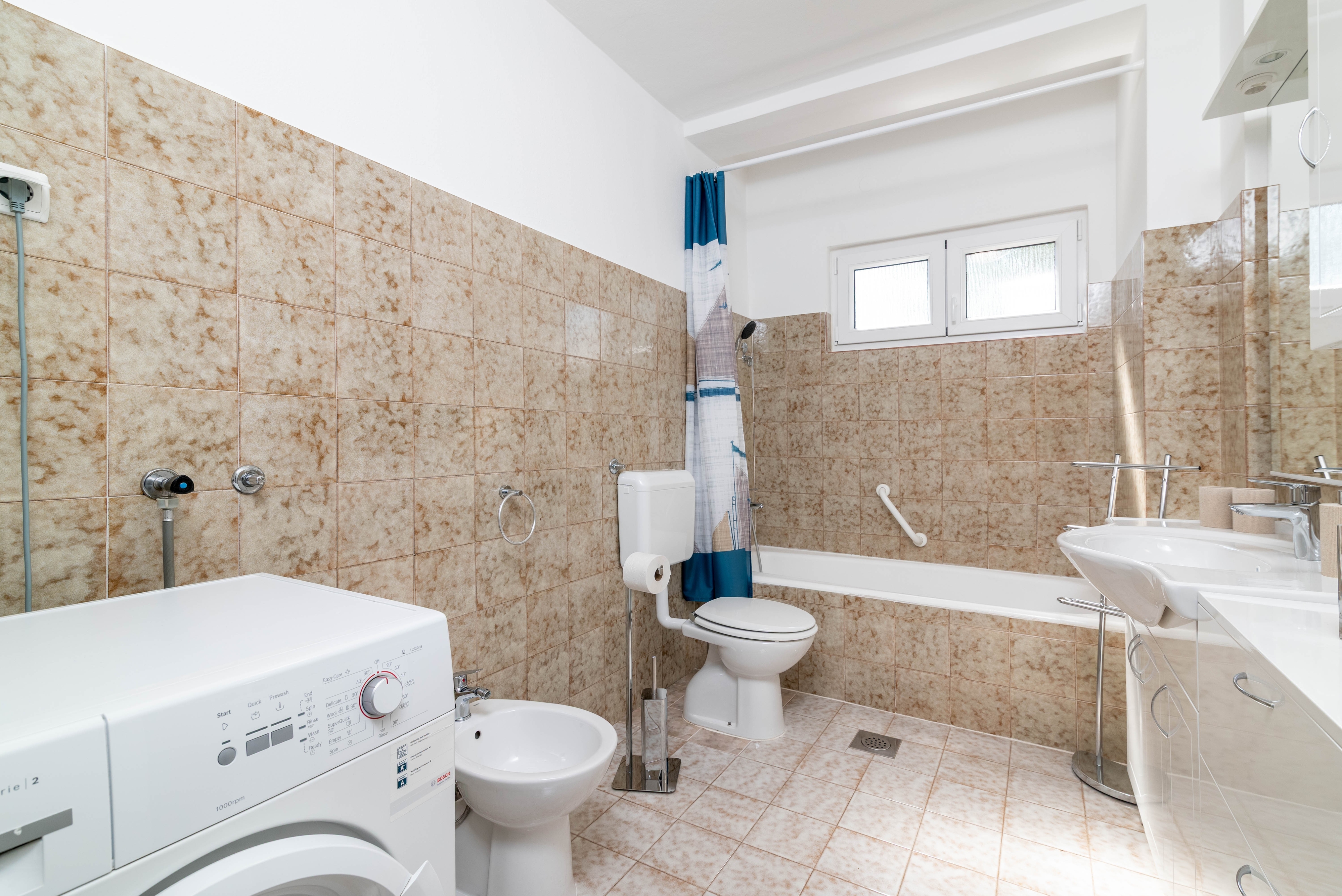 Two bedroom apartment with terrace Umag  A-a