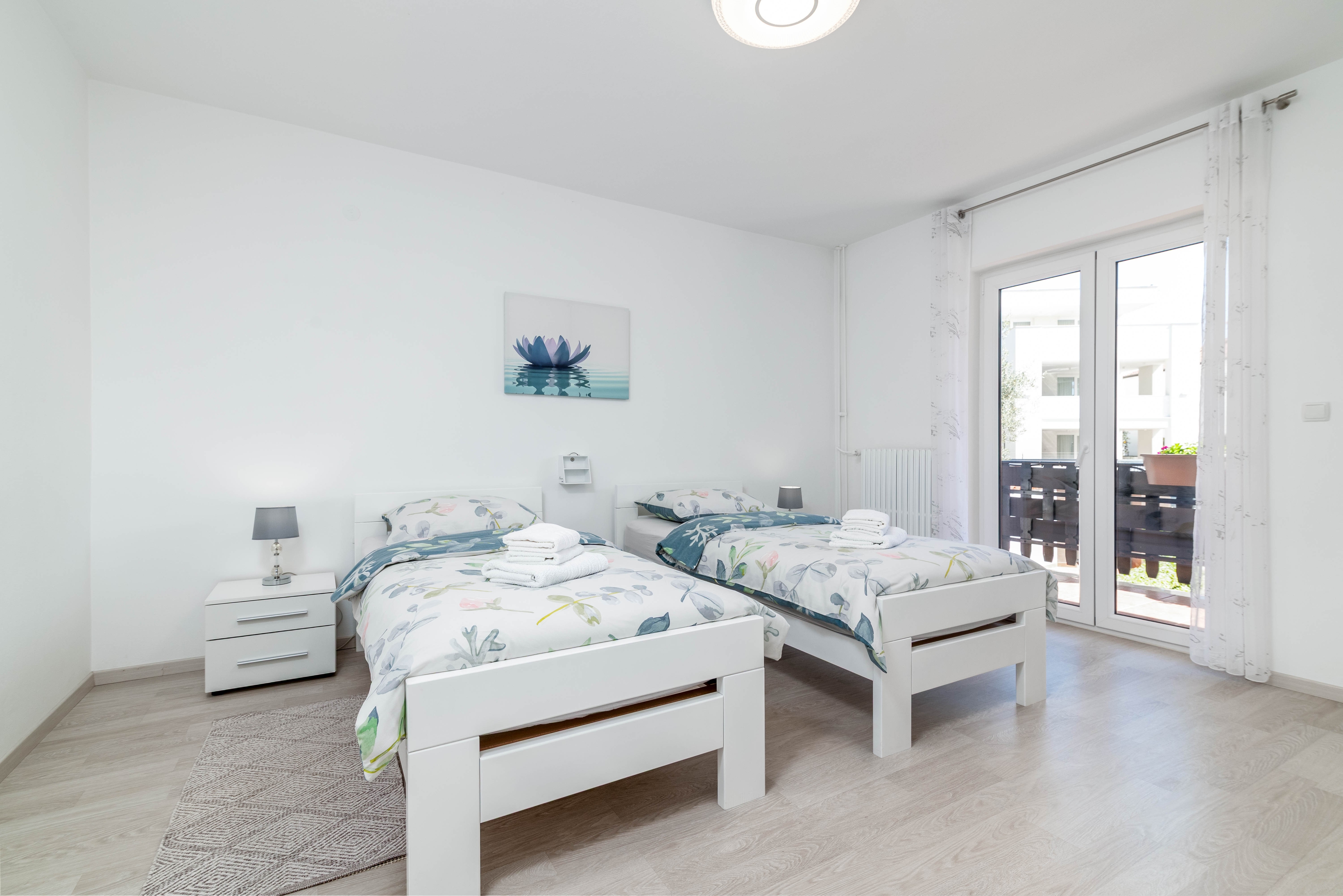 Two bedroom apartment with terrace Umag  A-a