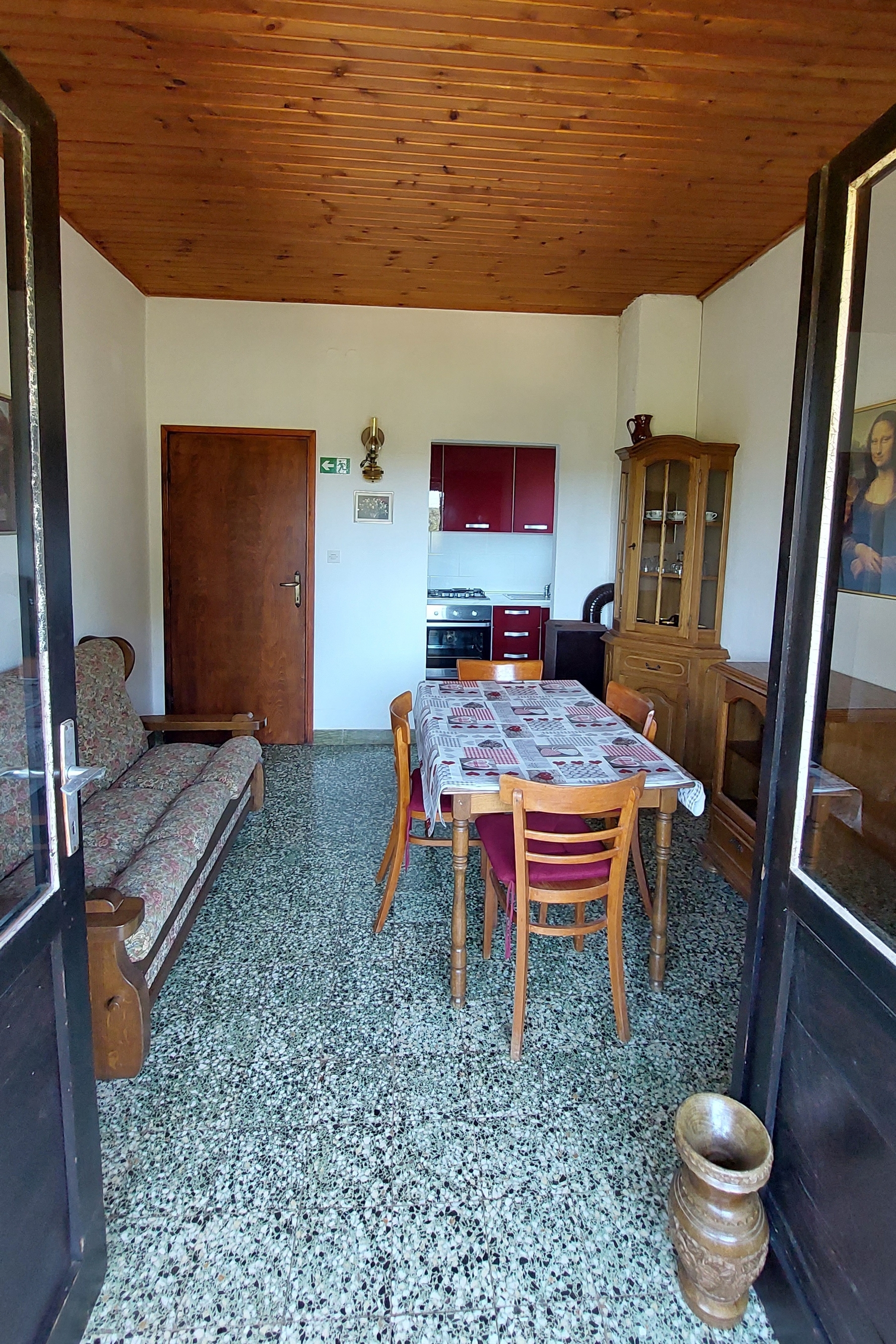 Two bedroom apartment with balcony and sea view Cove Pogana, Cres (A-21464-a) Two bedroom apartment with balcony and sea view Cove Pogana, Cres (A-21464-a)