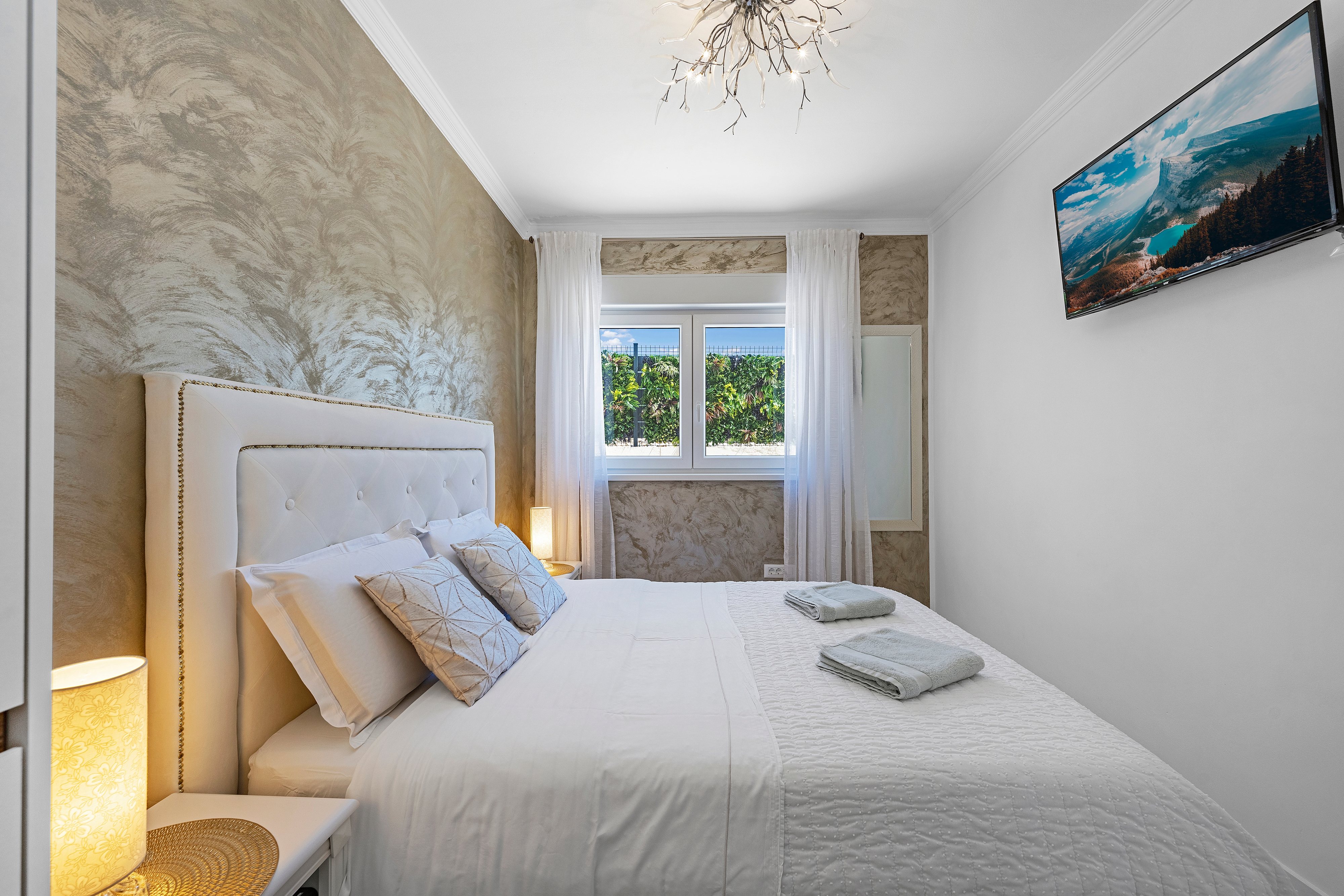Three bedroom house with terrace Šibenik  K