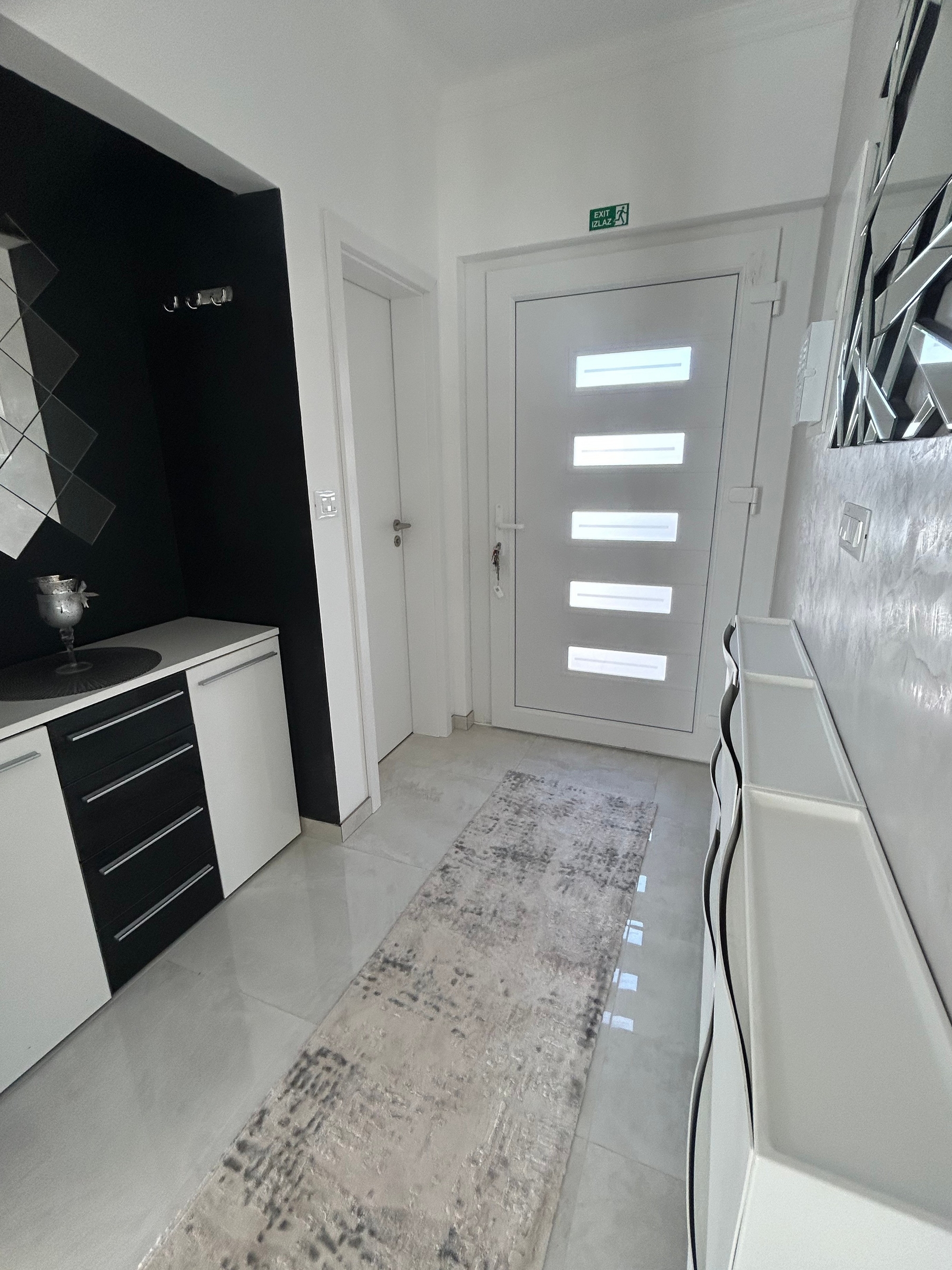 Three bedroom house with terrace Šibenik  K