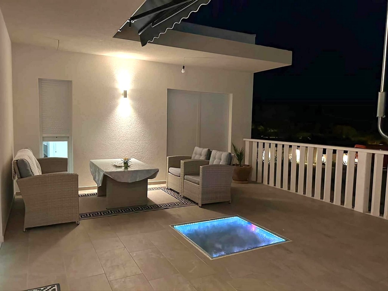 Three bedroom house with terrace Šibenik  K