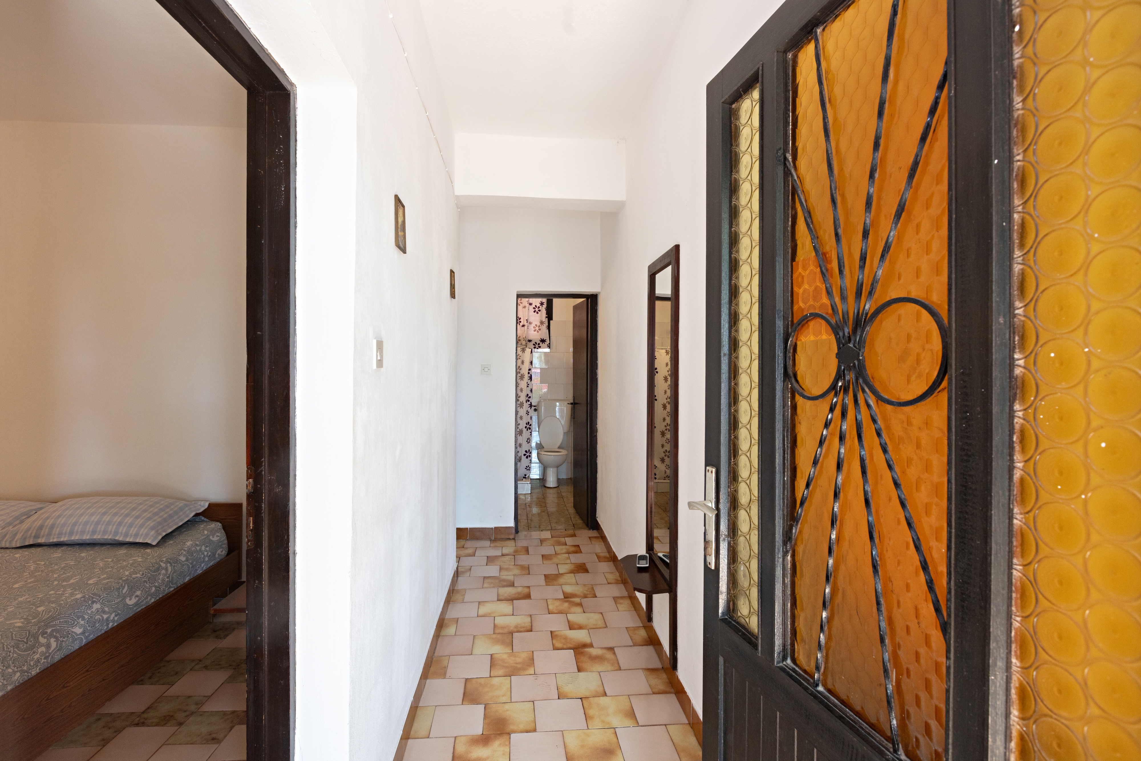 Two bedroom apartment with terrace Pirovac, Šibenik  A-a
