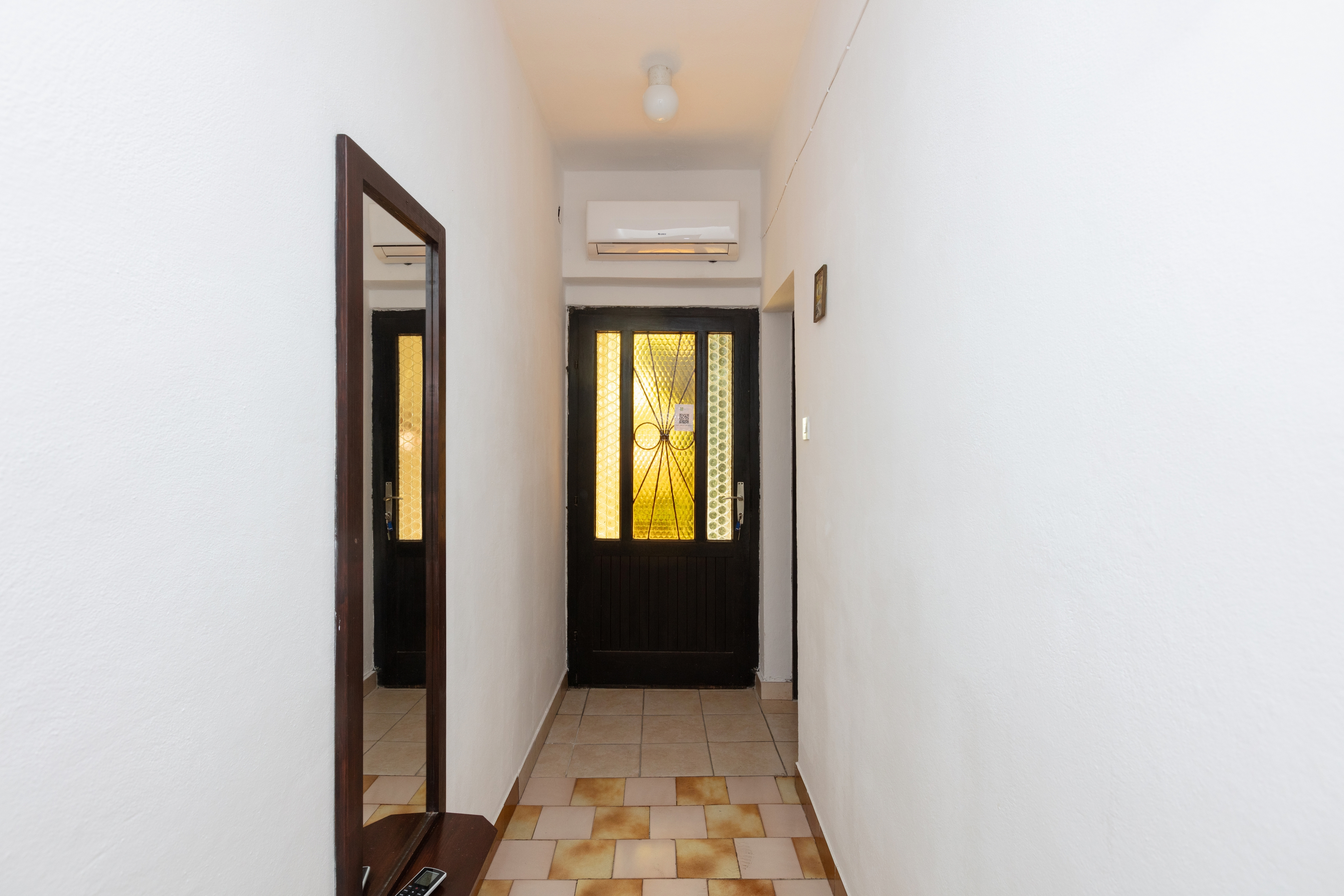 Two bedroom apartment with terrace Pirovac, Šibenik  A-a