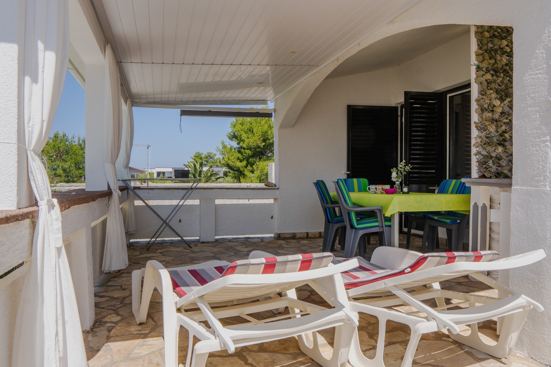One bedroom apartment near beach Vir  A-b