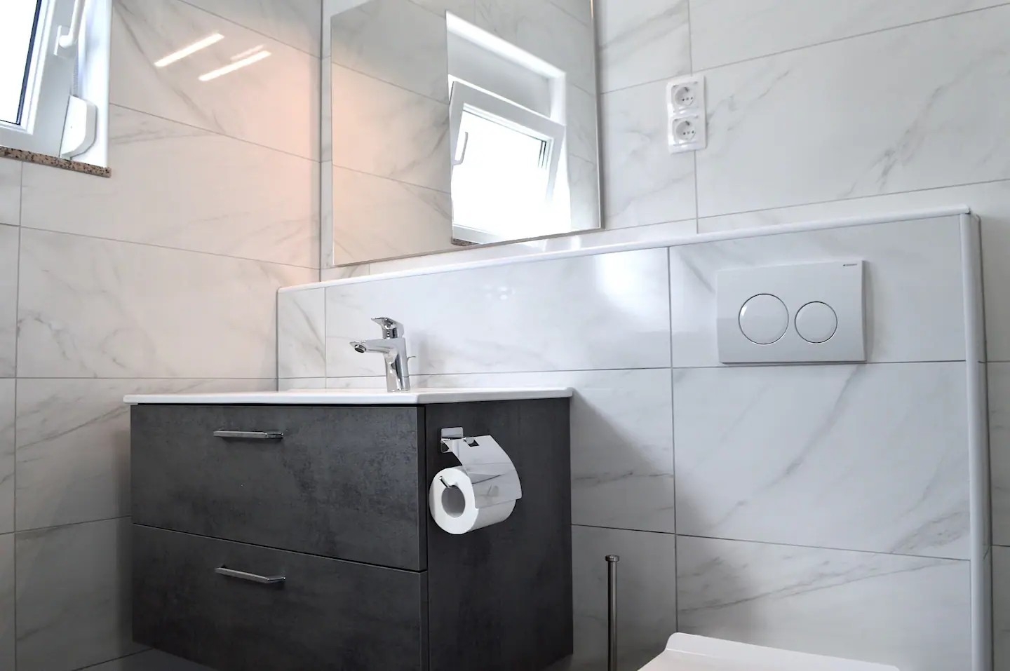 Two bedroom apartment with balcony and sea view Preko, Ugljan  A-a