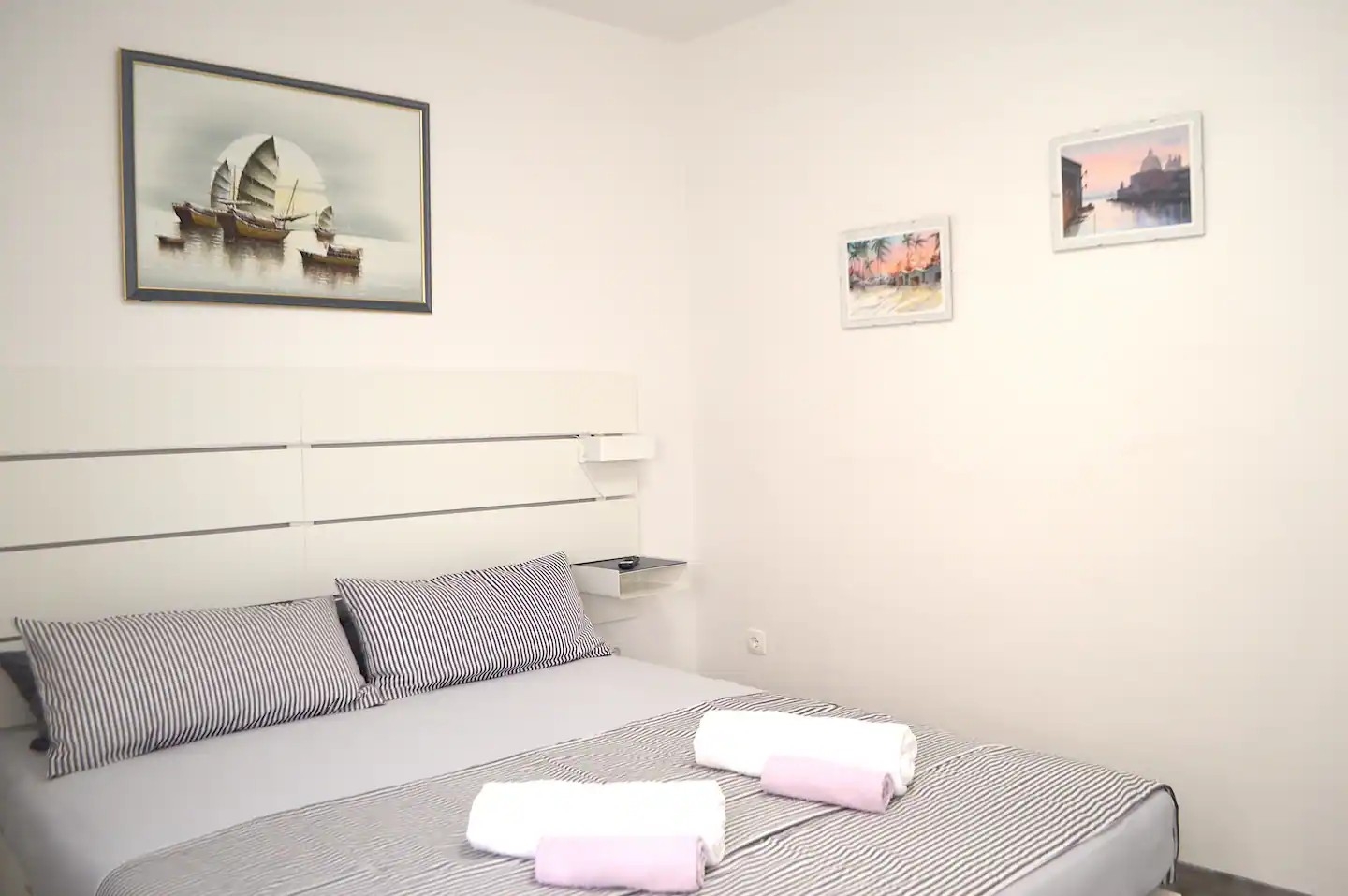 Two bedroom apartment with balcony and sea view Preko, Ugljan  A-a