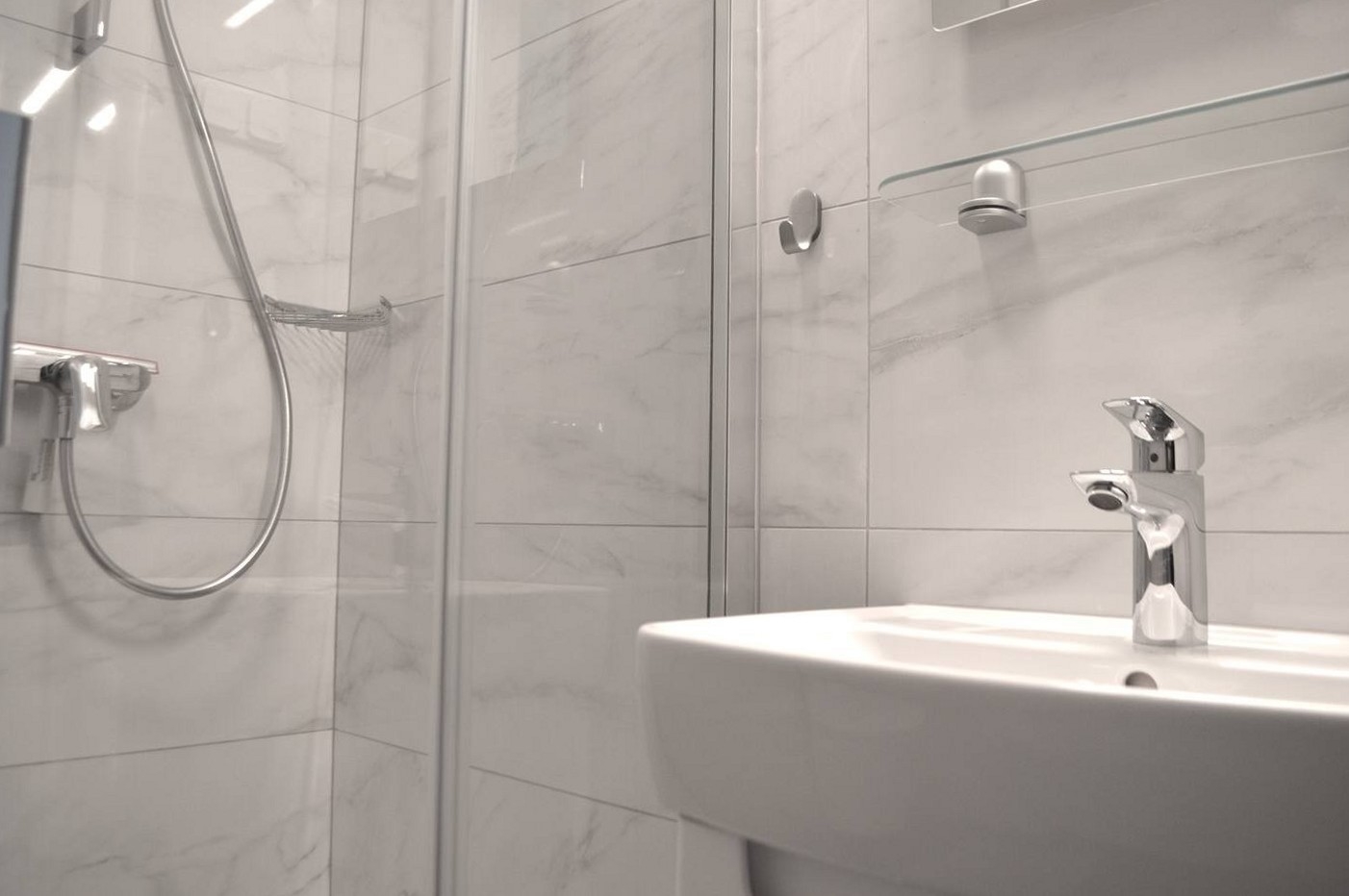 One bedroom apartment with terrace Preko, Ugljan  A-b
