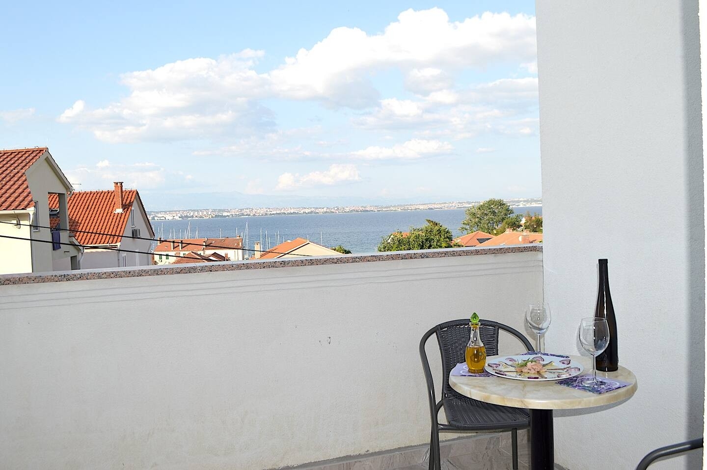 One bedroom apartment with terrace and sea view Preko, Ugljan  A-c