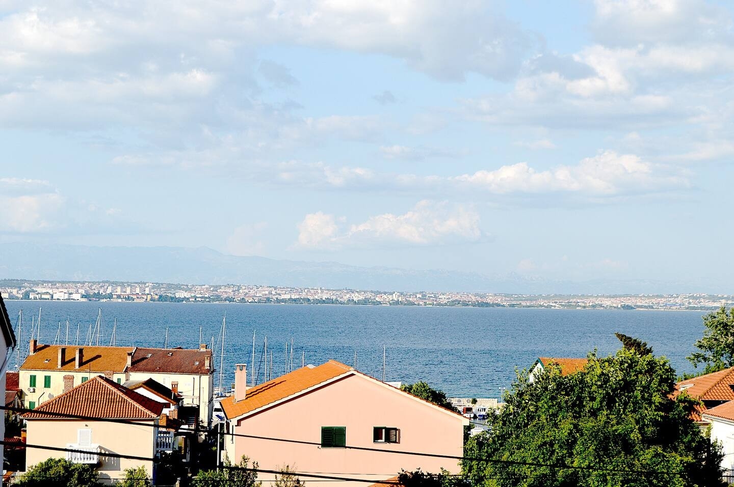 One bedroom apartment with terrace and sea view Preko, Ugljan  A-c