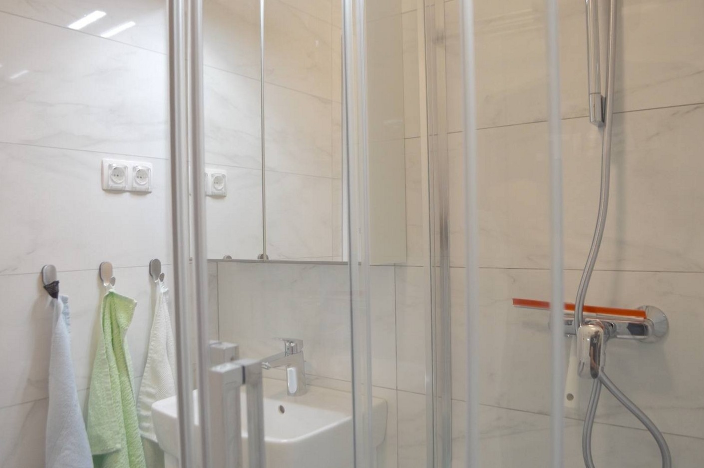 One bedroom apartment with terrace Preko, Ugljan  A-e
