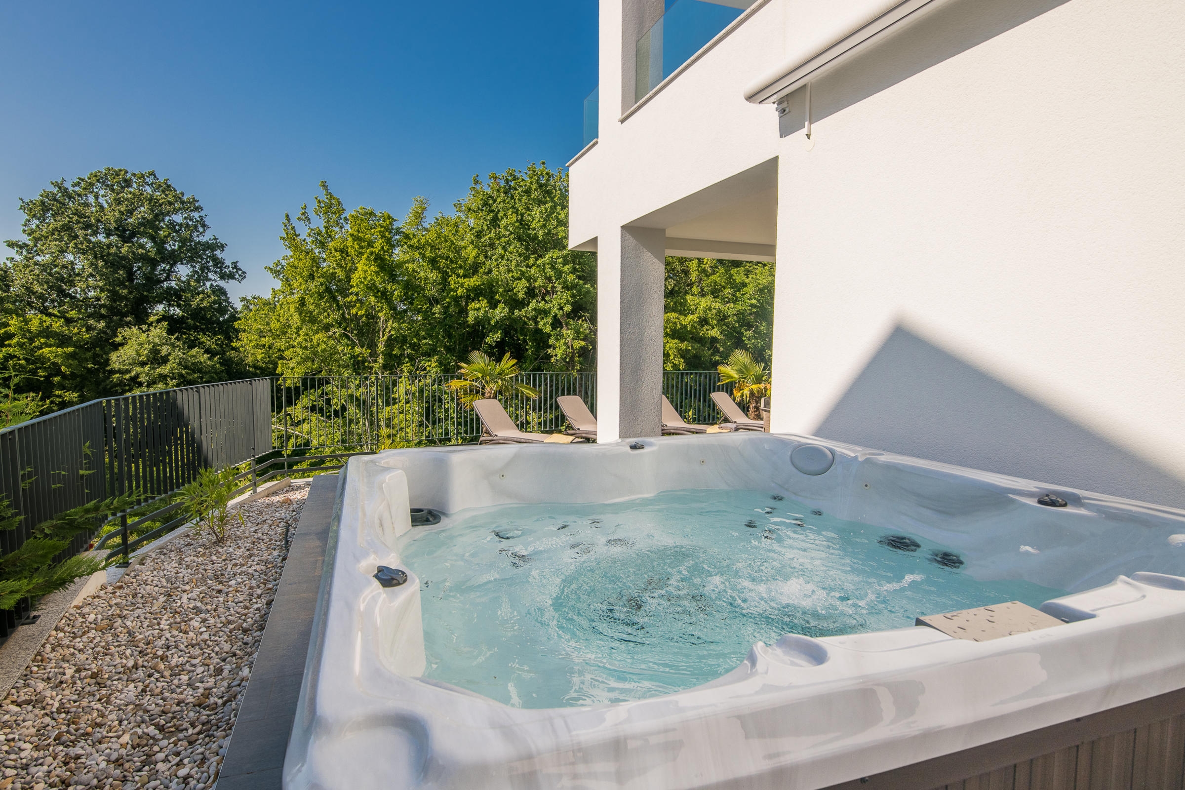 Top Krk Njivice Top Krk Njivice