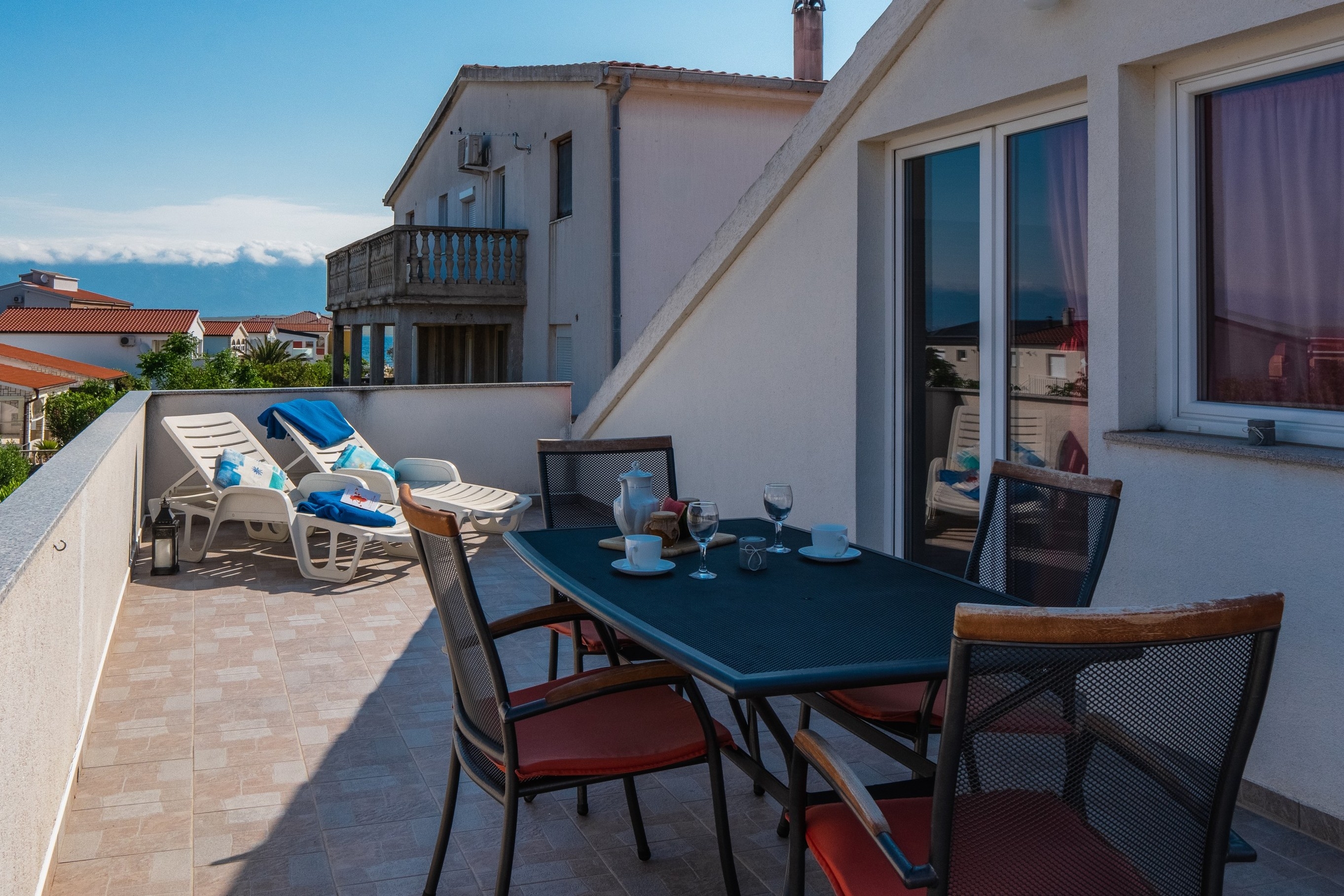 One bedroom apartment with terrace Vir  A-a