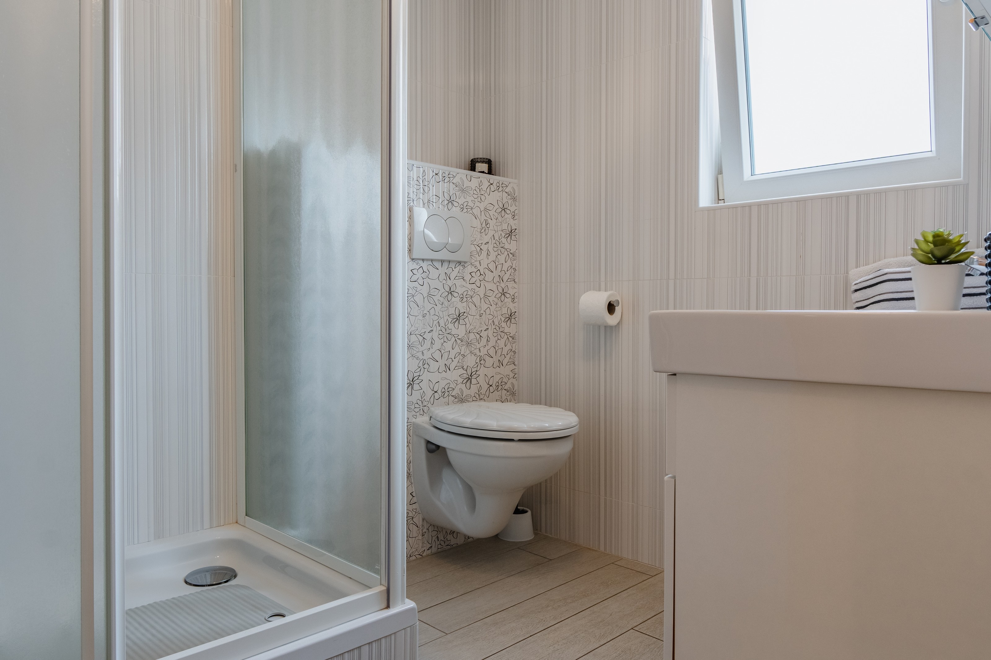 Studio flat with balcony Vir  AS-a